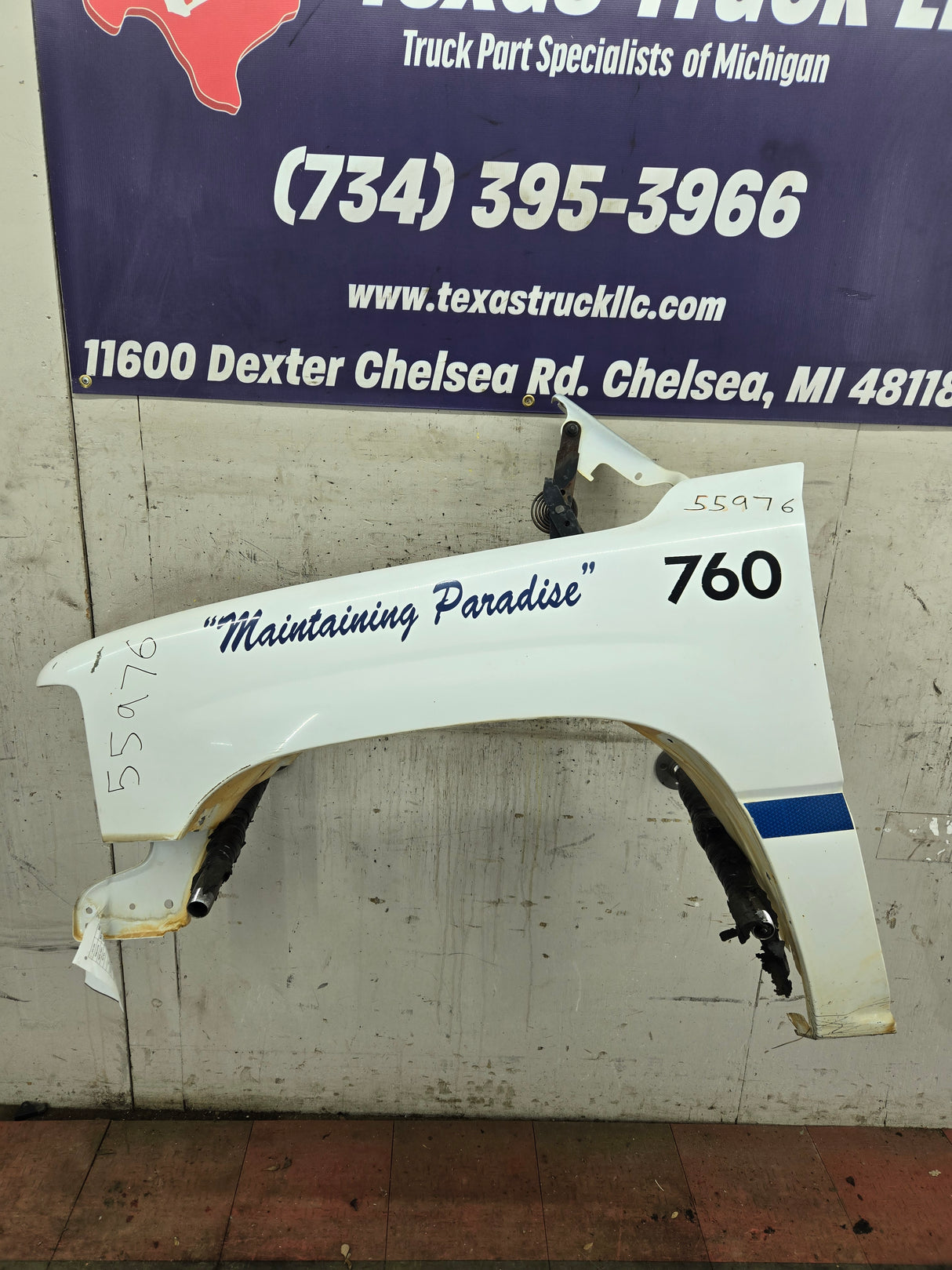 1999-2002 Chevrolet Silverado / Tahoe / Suburban 1500 2500 3500 HD LH Driver Side Front Fender - White