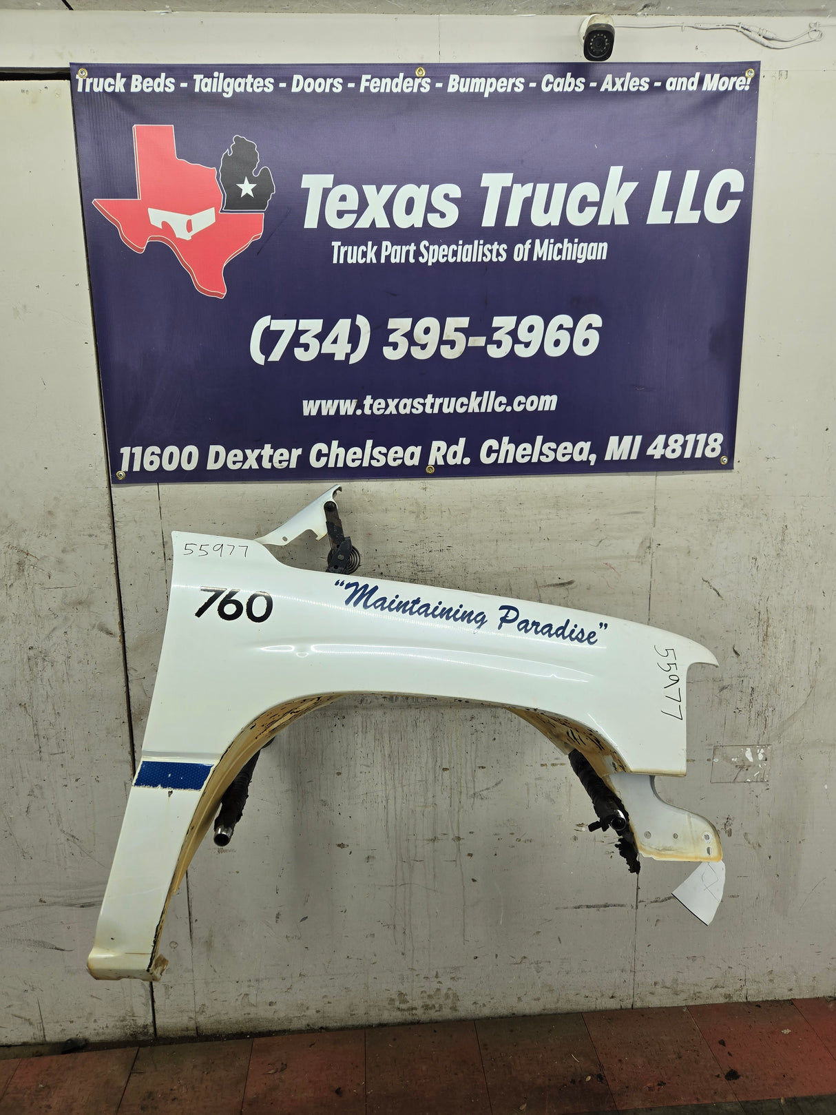 1999-2002 Chevrolet Silverado / Tahoe / Suburban 1500 2500 3500 HD Passenger Front Fender - White