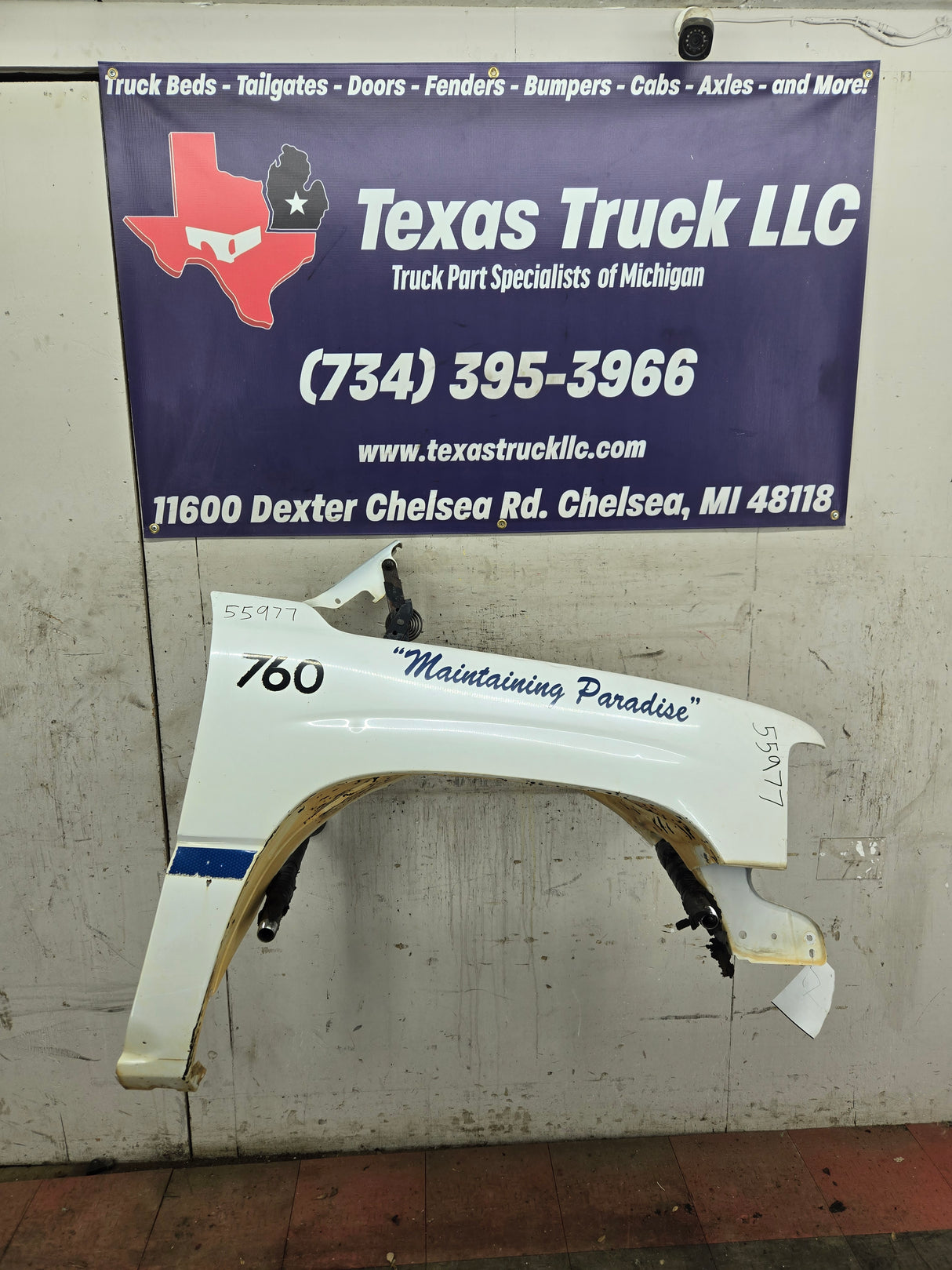 1999-2002 Chevrolet Silverado / Tahoe / Suburban 1500 2500 3500 HD Passenger Front Fender - White
