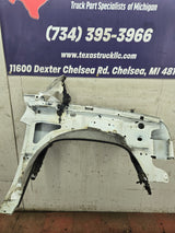 2003-2007 Chevrolet Silverado / Tahoe / Suburban 1500 2500 3500 HD LH Driver Side "Cateye" Front Fender - Summit White