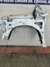 2003-2007 Chevrolet Silverado / Tahoe / Suburban 1500 2500 3500 HD RH Passenger Side "Cateye" Front Fender - Summit White
