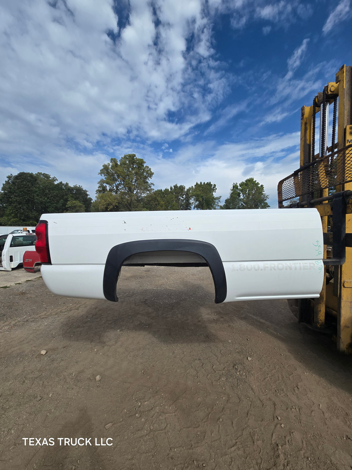 1999-2007 Chevrolet Silverado / GMC Sierra 1500 2500 3500 HD 8' Long Bed Truck Bed - Summit White