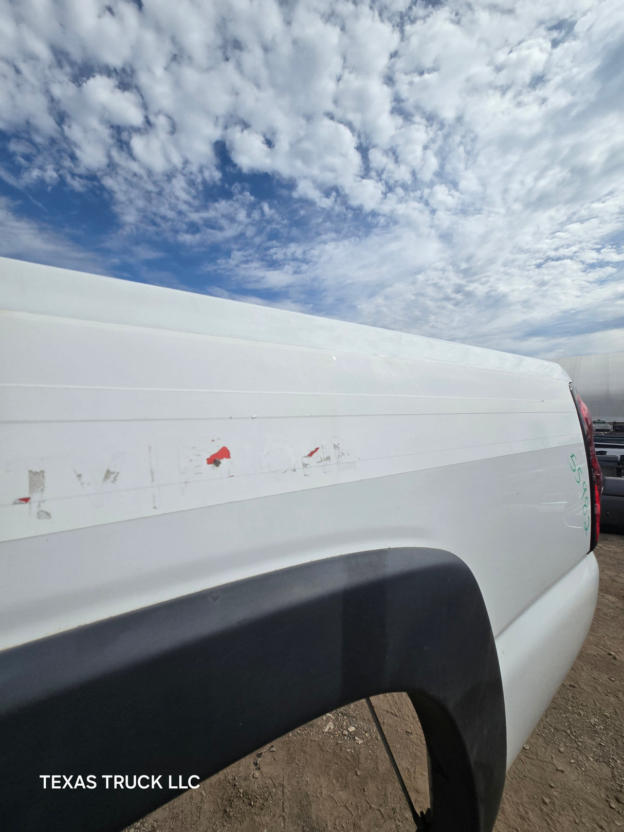 1999-2007 Chevrolet Silverado / GMC Sierra 1500 2500 3500 HD 8' Long Bed Truck Bed - Summit White