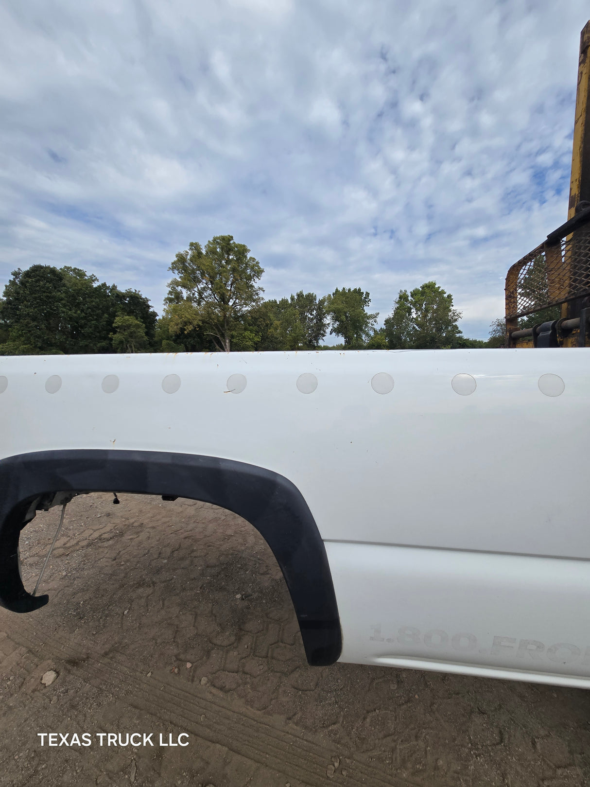 1999-2007 Chevrolet Silverado / GMC Sierra 1500 2500 3500 HD 8' Long Bed Truck Bed - Summit White
