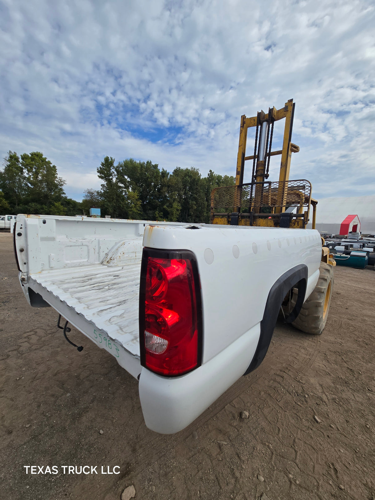 1999-2007 Chevrolet Silverado / GMC Sierra 1500 2500 3500 HD 8' Long Bed Truck Bed - Summit White