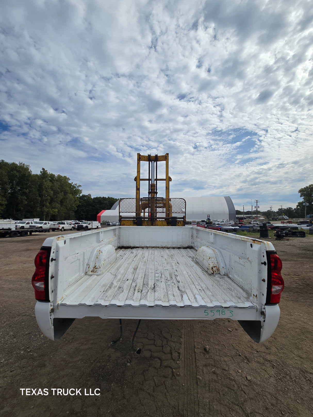 1999-2007 Chevrolet Silverado / GMC Sierra 1500 2500 3500 HD 8' Long Bed Truck Bed - Summit White