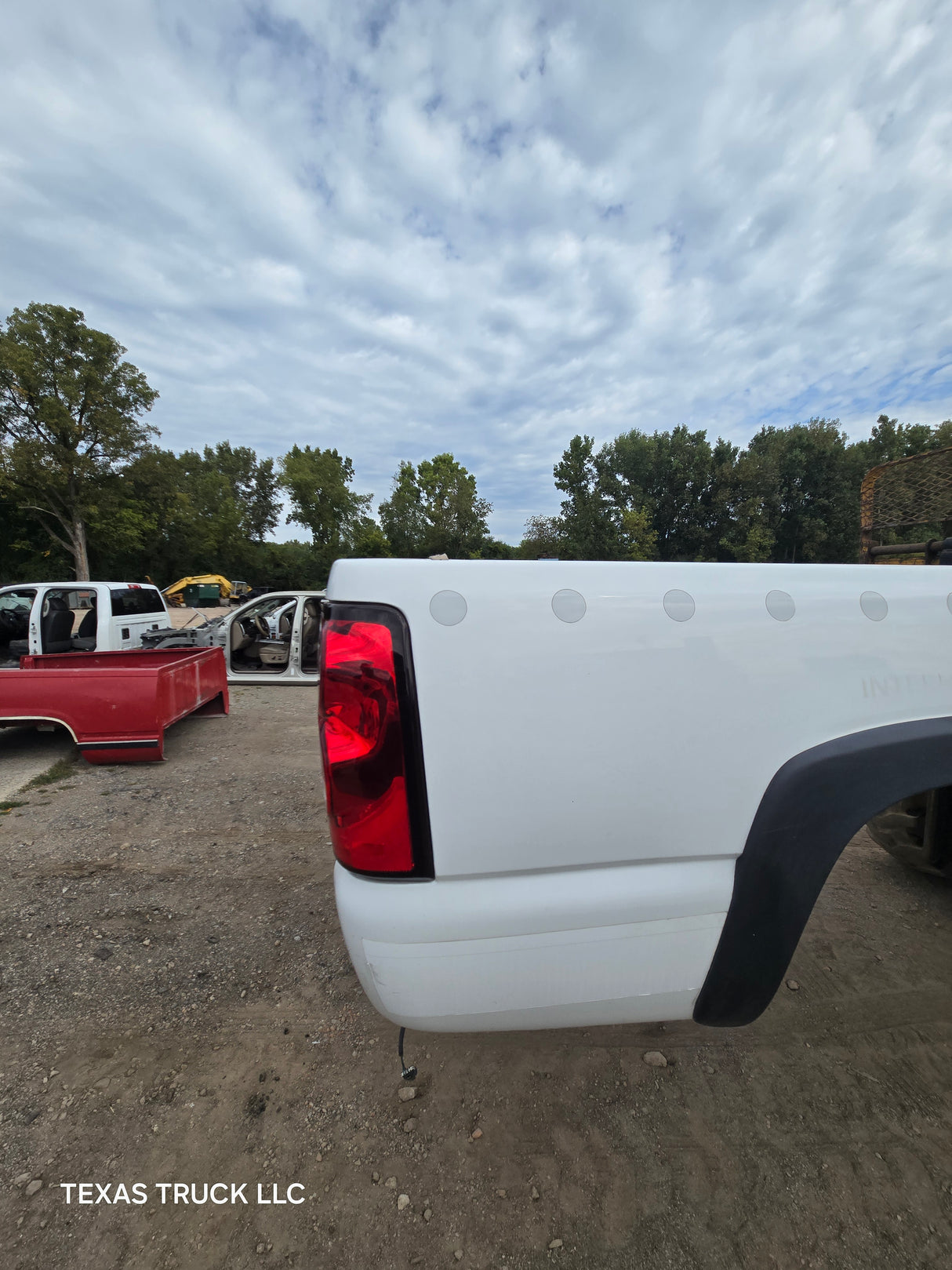 1999-2007 Chevrolet Silverado / GMC Sierra 1500 2500 3500 HD 8' Long Bed Truck Bed - Summit White