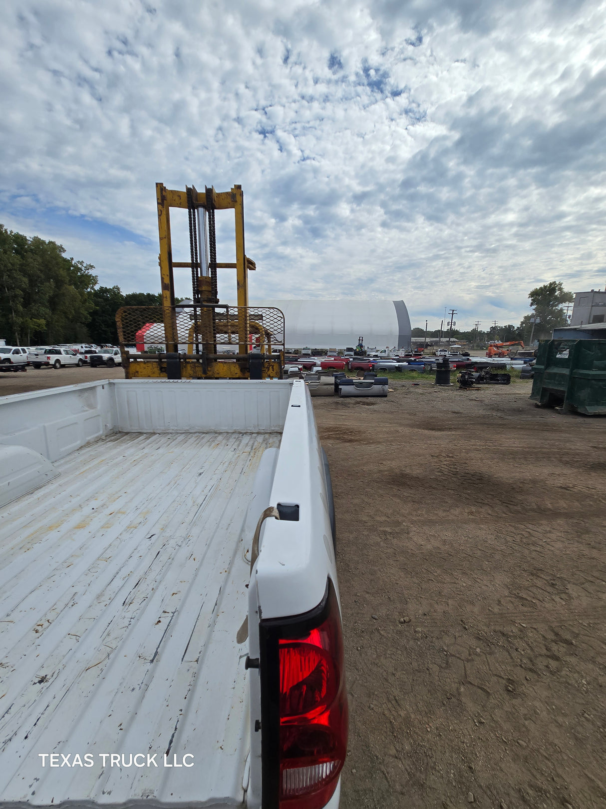 1999-2007 Chevrolet Silverado / GMC Sierra 1500 2500 3500 HD 8' Long Bed Truck Bed - Summit White