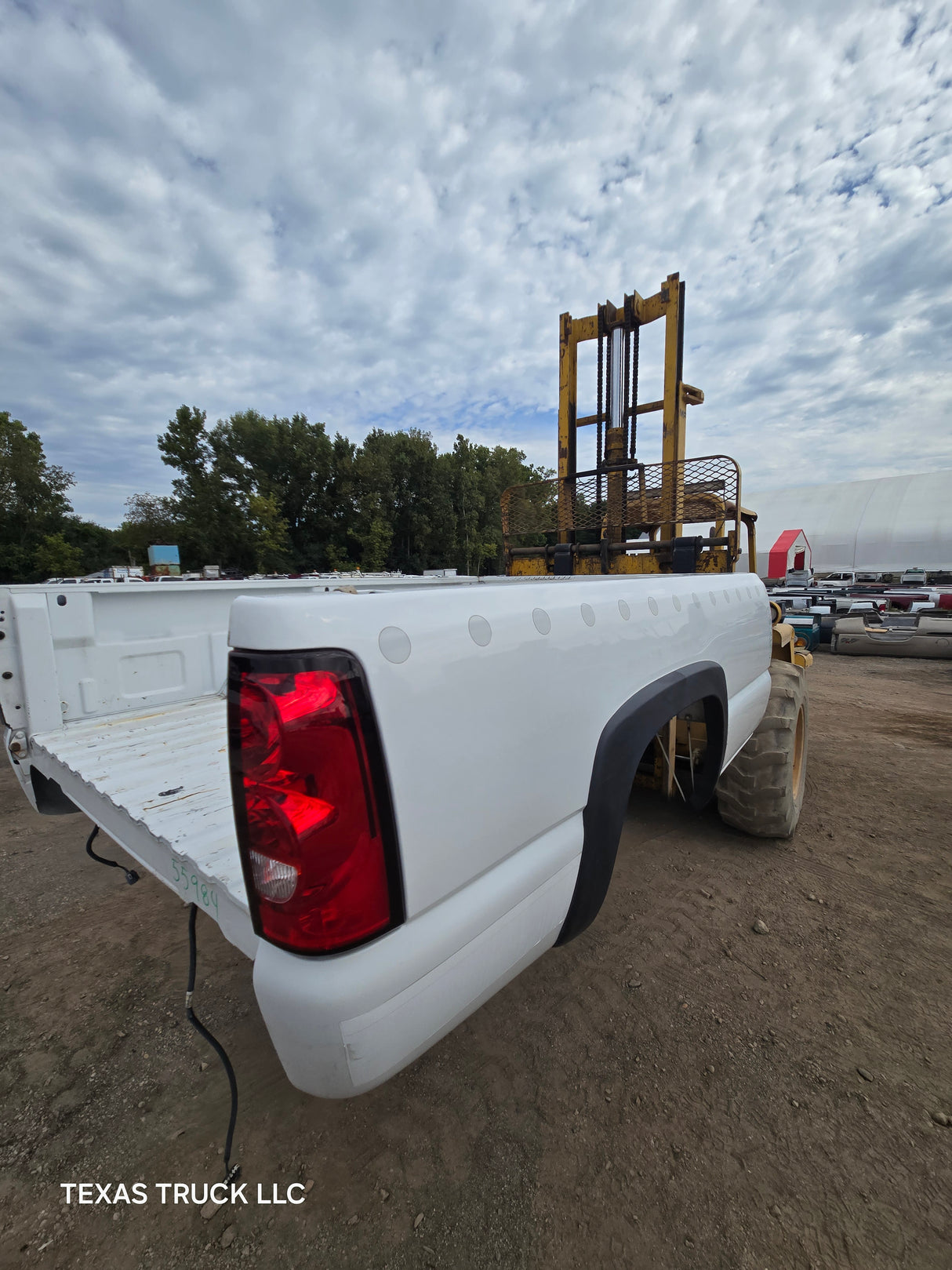 1999-2007 Chevrolet Silverado / GMC Sierra 1500 2500 3500 HD 8' Long Bed Truck Bed - Summit White