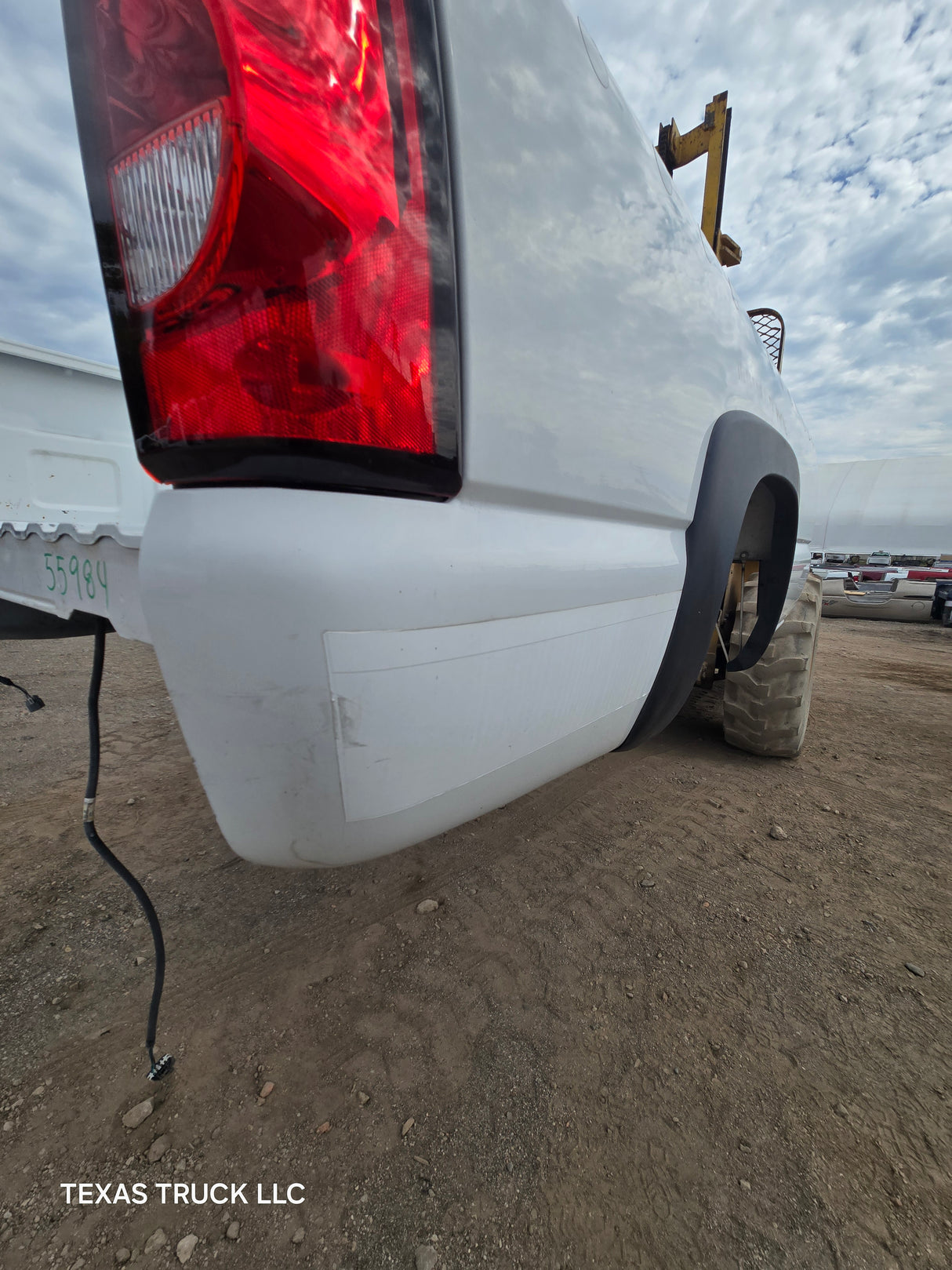 1999-2007 Chevrolet Silverado / GMC Sierra 1500 2500 3500 HD 8' Long Bed Truck Bed - Summit White