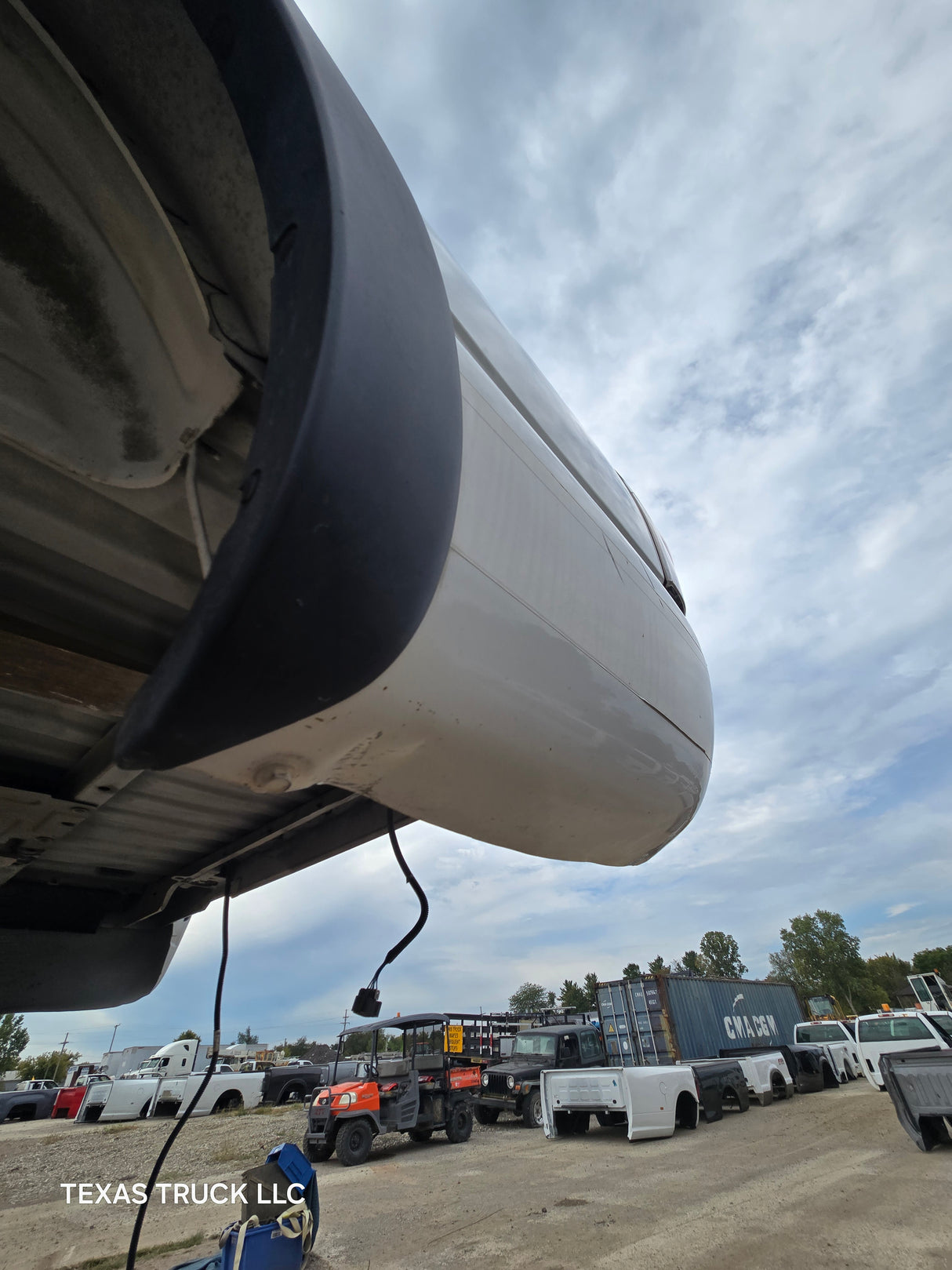 1999-2007 Chevrolet Silverado / GMC Sierra 1500 2500 3500 HD 8' Long Bed Truck Bed - Summit White