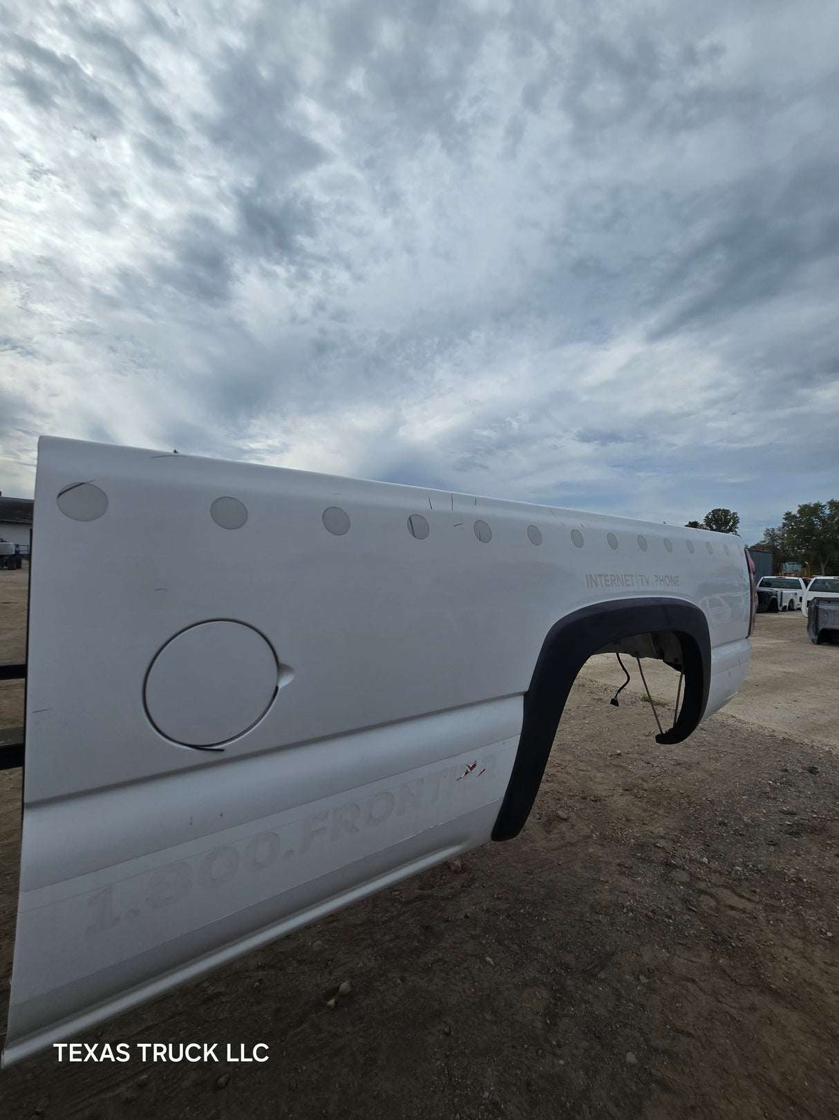 1999-2007 Chevrolet Silverado / GMC Sierra 1500 2500 3500 HD 8' Long Bed Truck Bed - Summit White