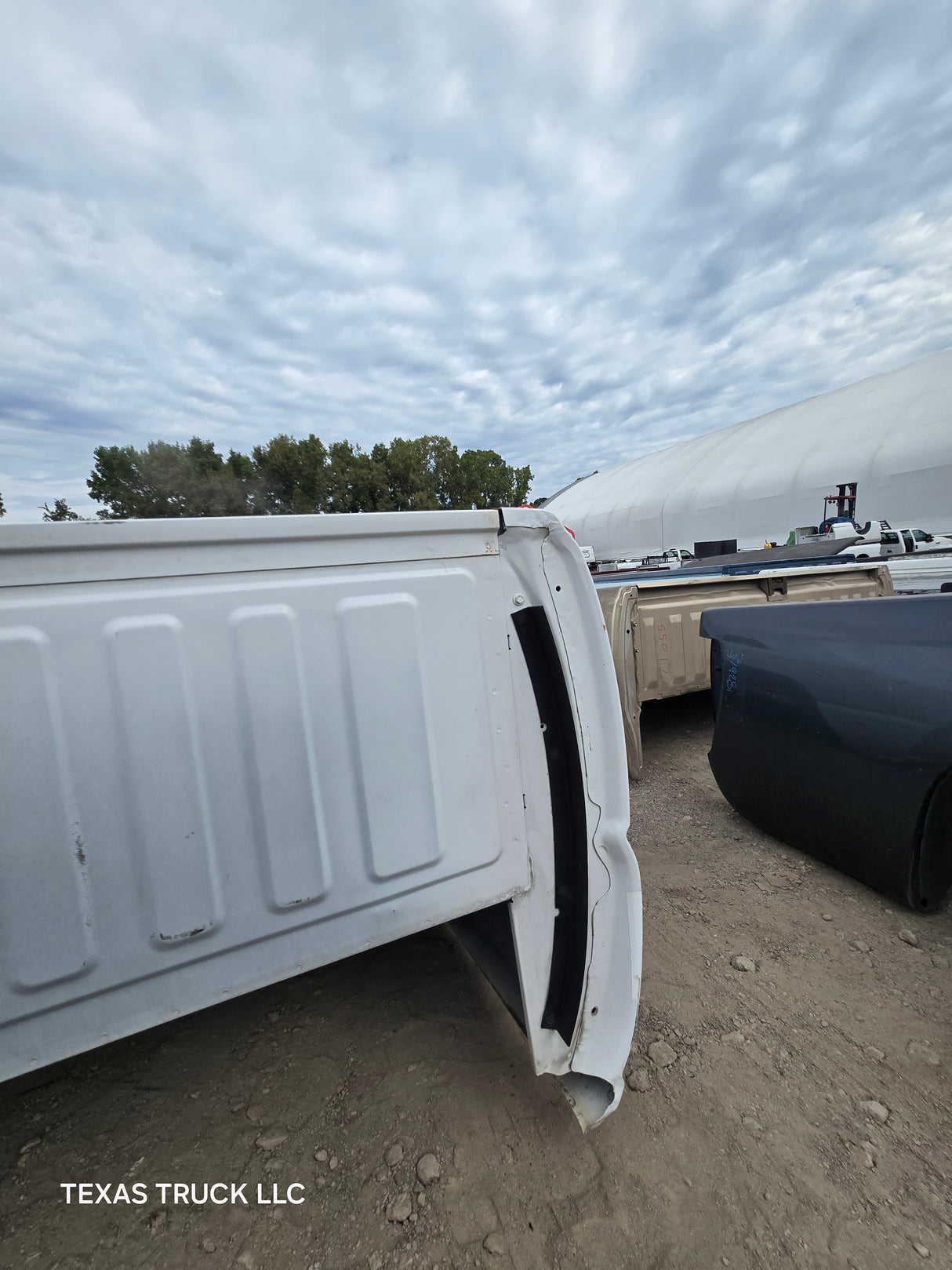 1999-2007 Chevrolet Silverado / GMC Sierra 1500 2500 3500 HD 8' Long Bed Truck Bed - Summit White