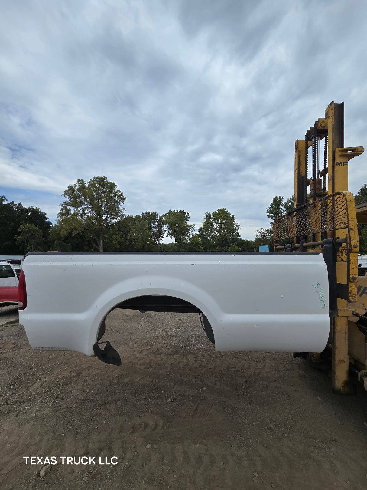 1999-2010 Ford F250 F350 Super Duty 8' Long Truck Bed - Oxford White