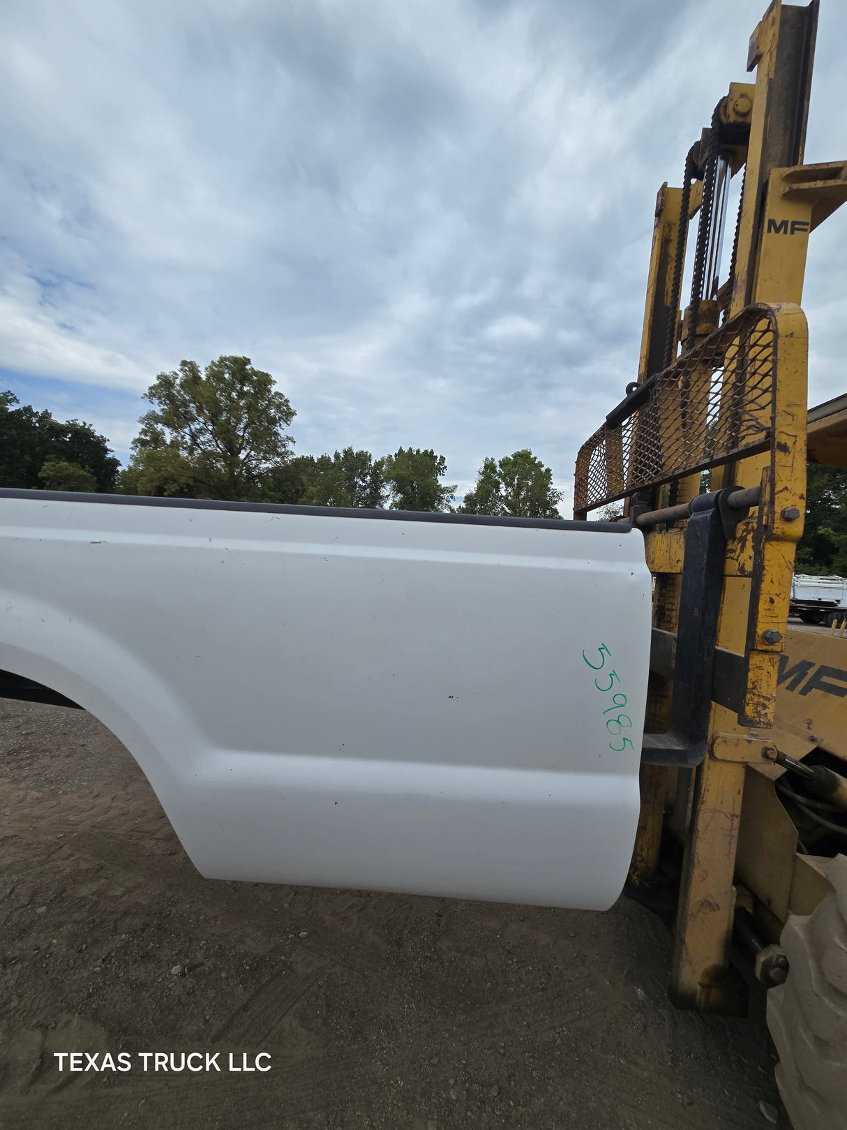 1999-2010 Ford F250 F350 Super Duty 8' Long Truck Bed - Oxford White
