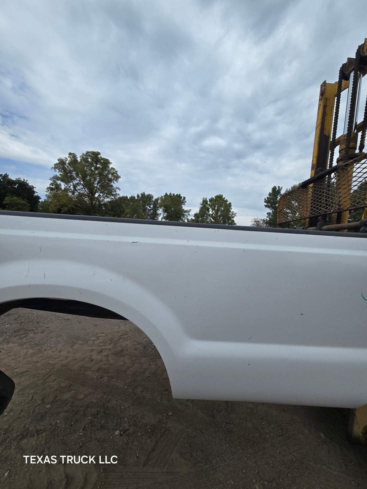 1999-2010 Ford F250 F350 Super Duty 8' Long Truck Bed - Oxford White