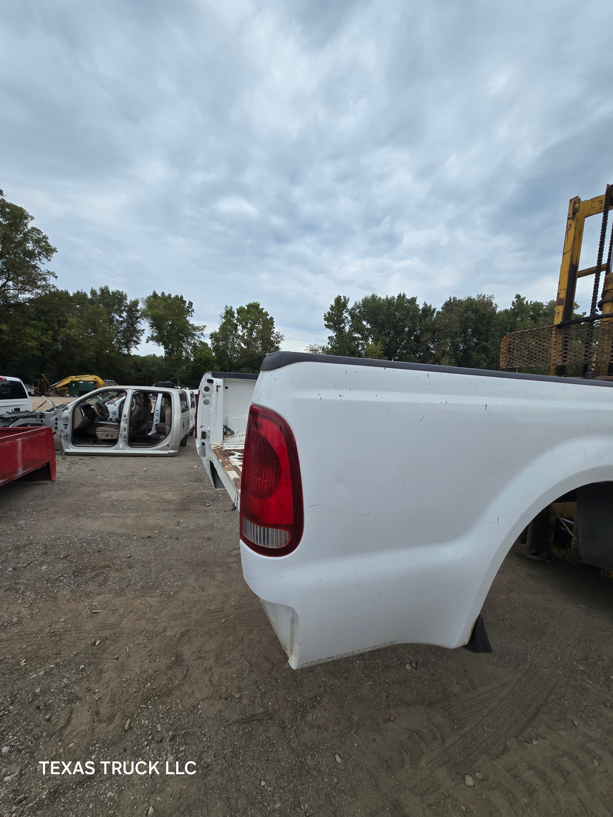 1999-2010 Ford F250 F350 Super Duty 8' Long Truck Bed - Oxford White