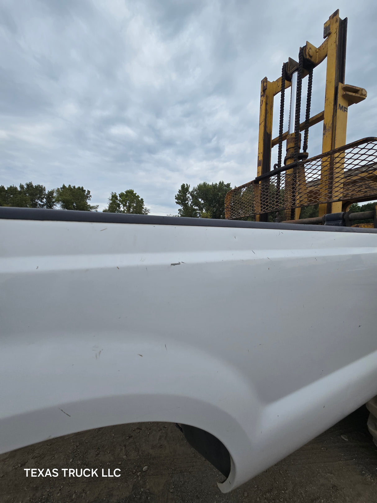 1999-2010 Ford F250 F350 Super Duty 8' Long Truck Bed - Oxford White