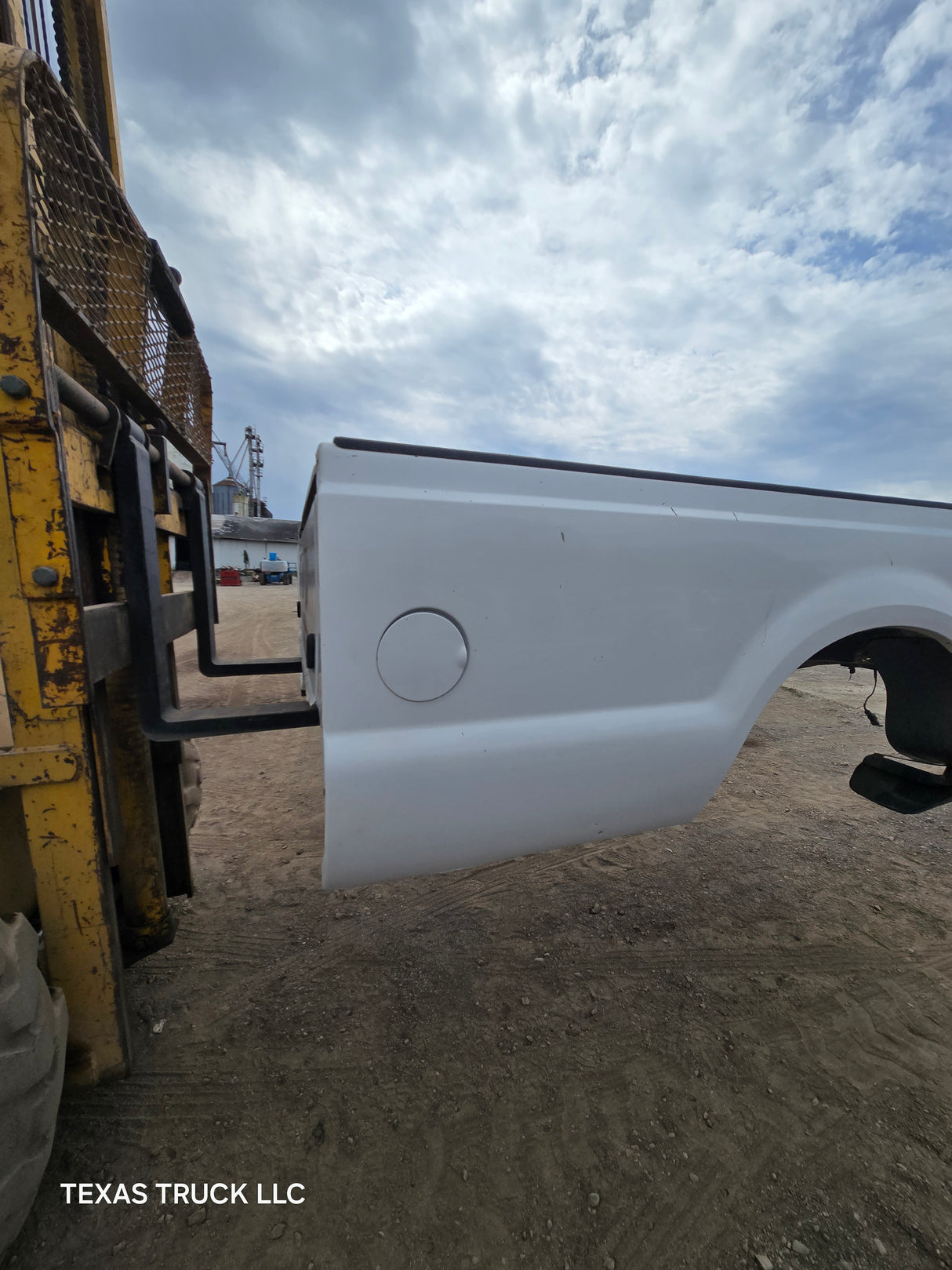 1999-2010 Ford F250 F350 Super Duty 8' Long Truck Bed - Oxford White