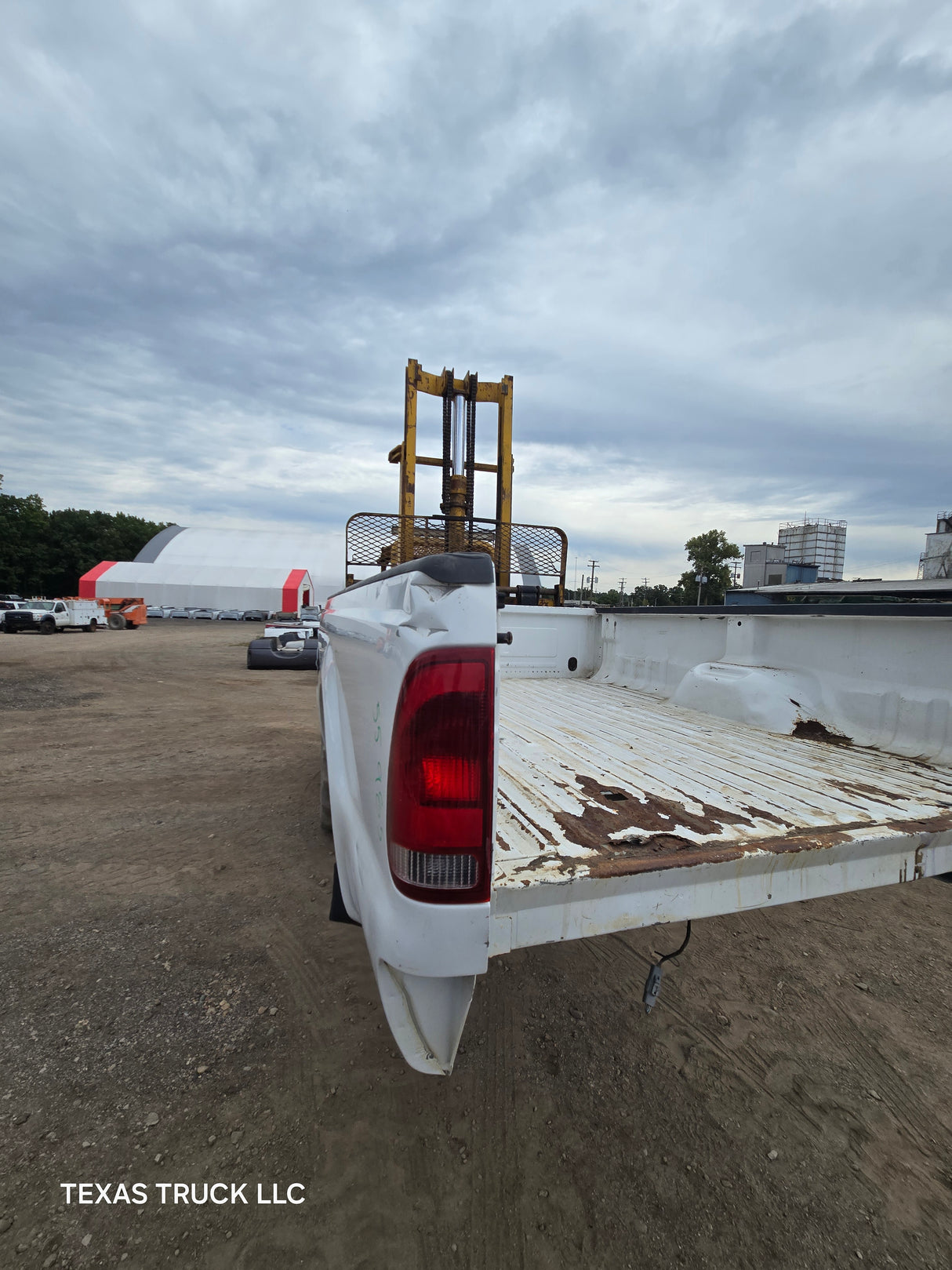 1999-2010 Ford F250 F350 Super Duty 8' Long Truck Bed - Oxford White