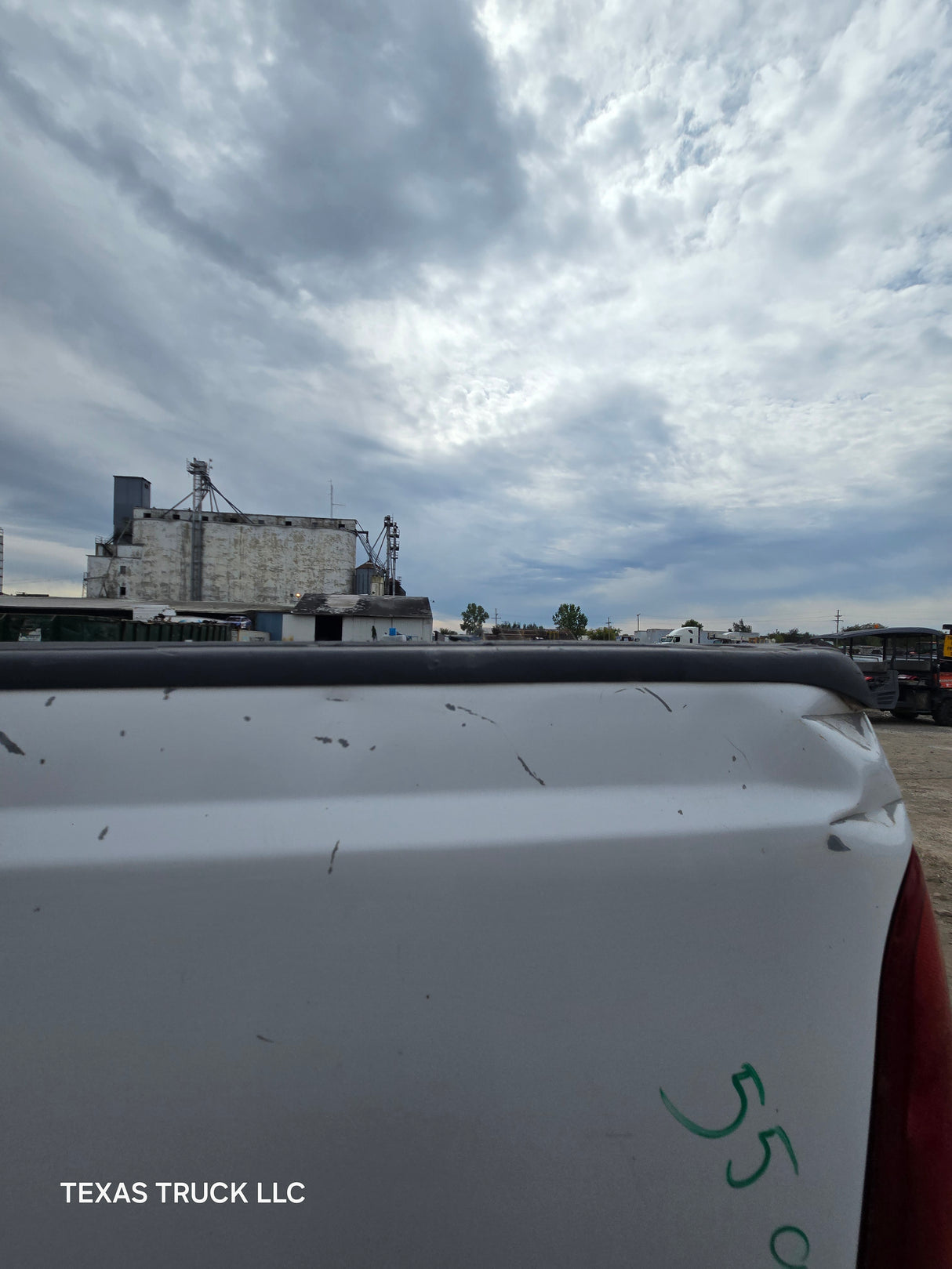 1999-2010 Ford F250 F350 Super Duty 8' Long Truck Bed - Oxford White