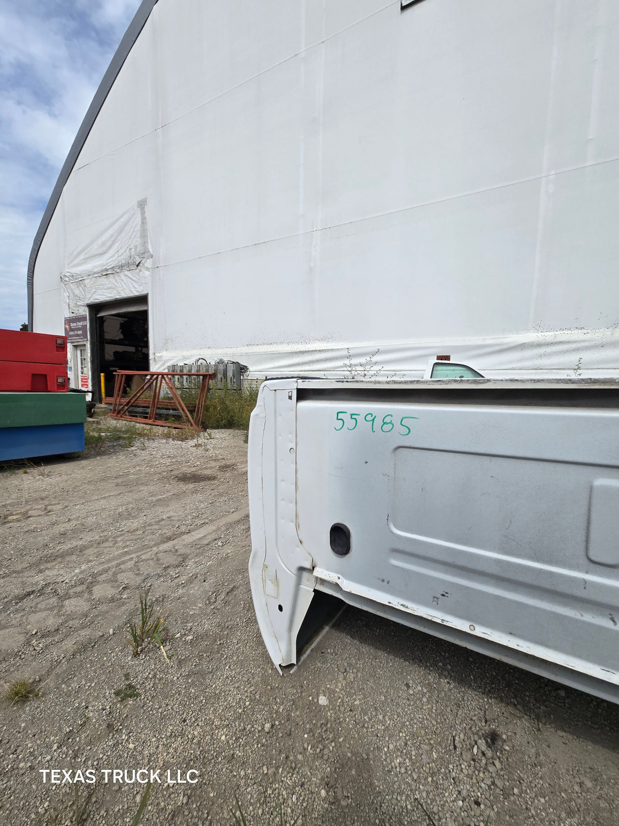 1999-2010 Ford F250 F350 Super Duty 8' Long Truck Bed - Oxford White