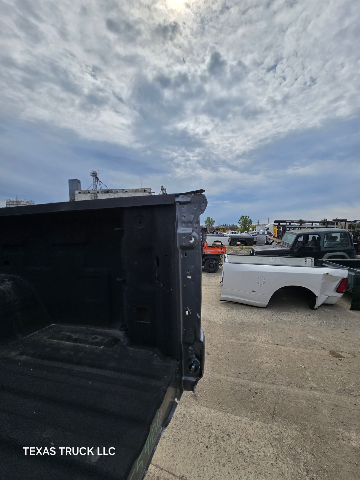 2019-2025 Chevrolet Silverado 1500 8' Long Truck Bed - Grey