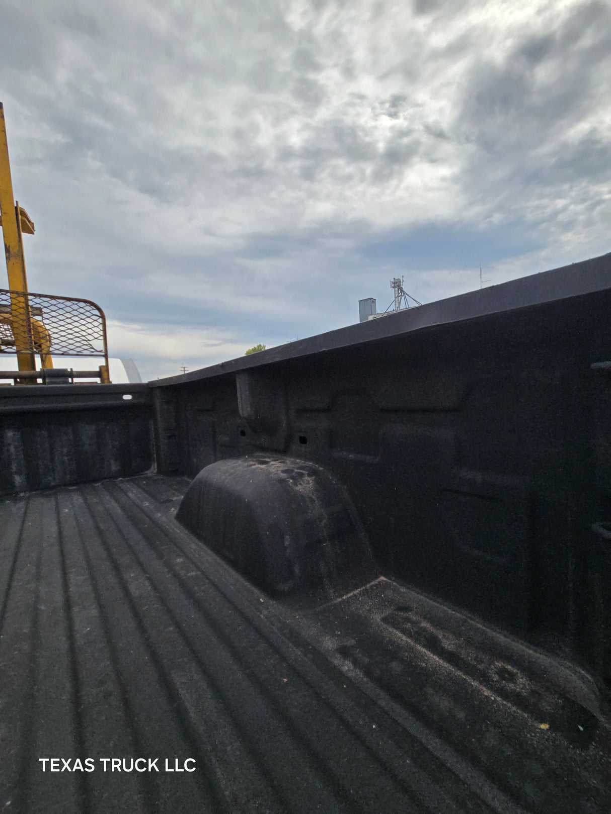 2019-2025 Chevrolet Silverado 1500 8' Long Truck Bed - Grey
