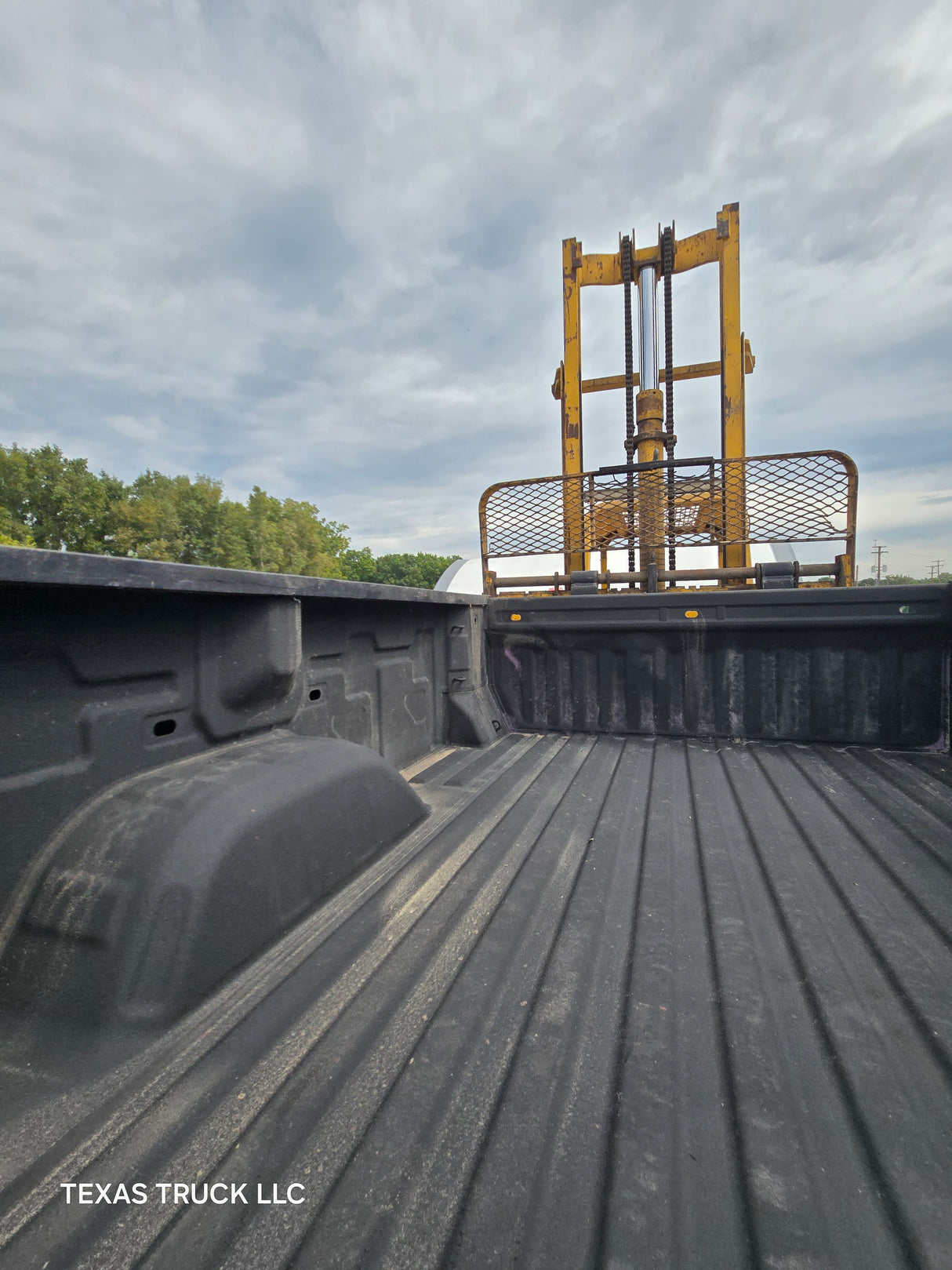 2019-2025 Chevrolet Silverado 1500 8' Long Truck Bed - Grey
