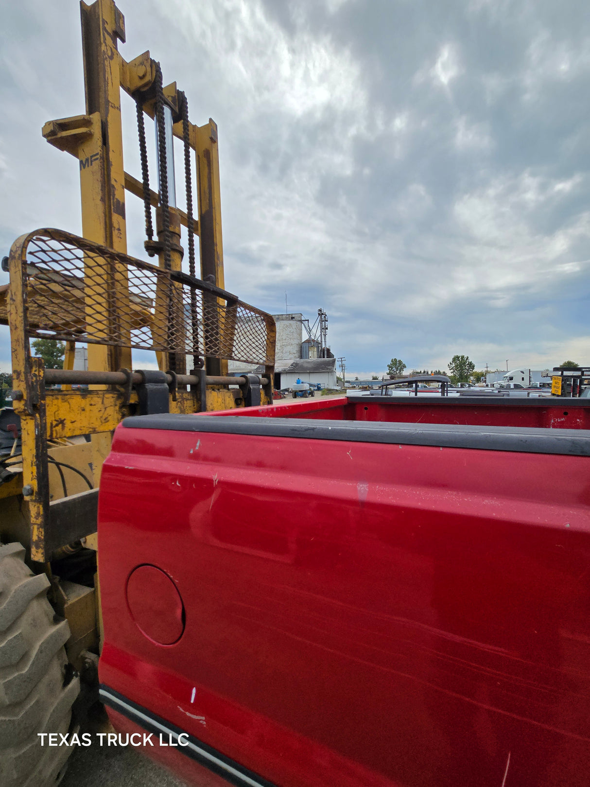 1999-2010 Ford F250 F350 Super Duty 8' Long Truck Bed - Red