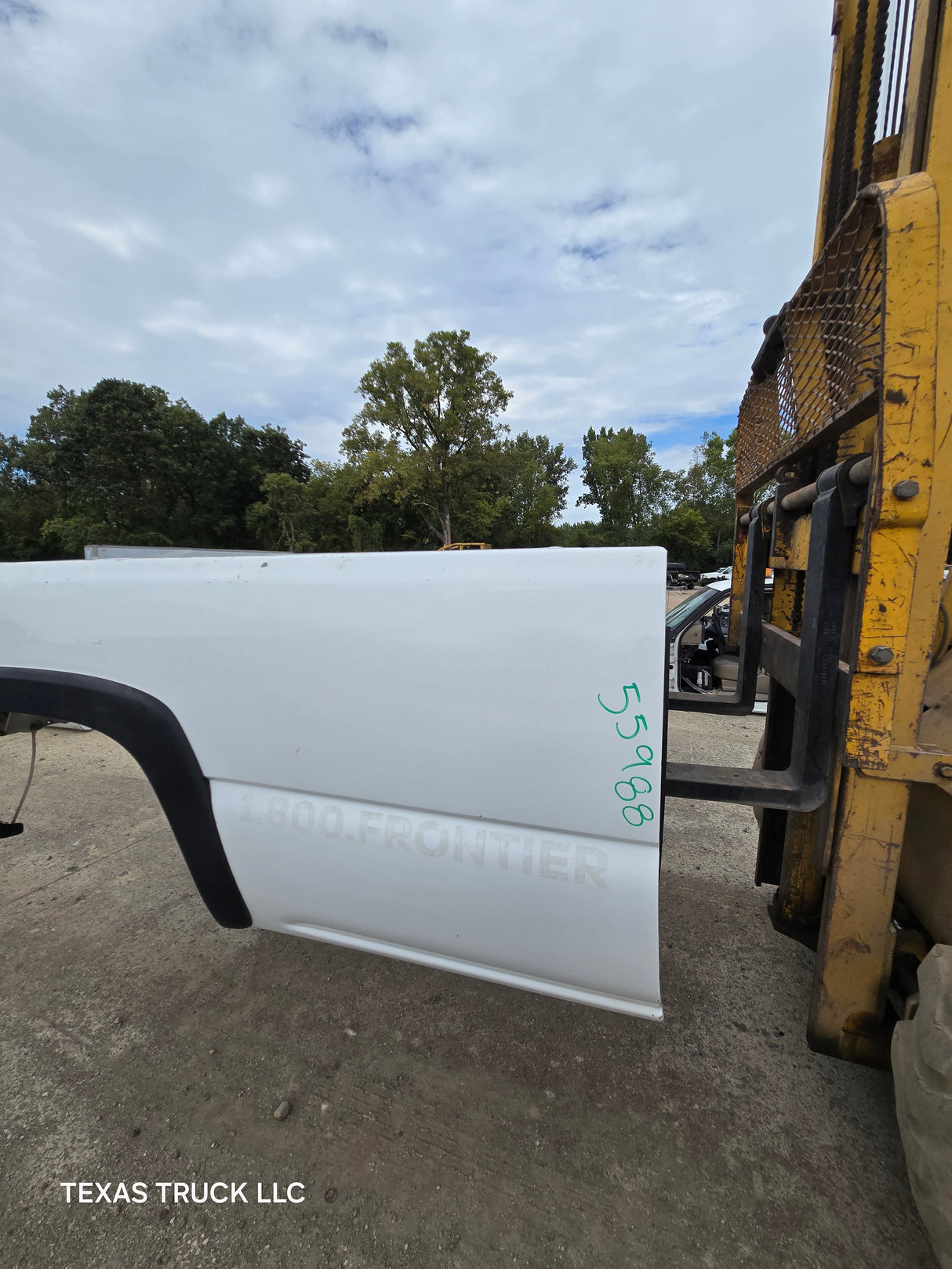 1999-2007 Chevrolet Silverado / GMC Sierra 1500 2500 3500 HD 8' Long Bed Truck Bed - Summit White