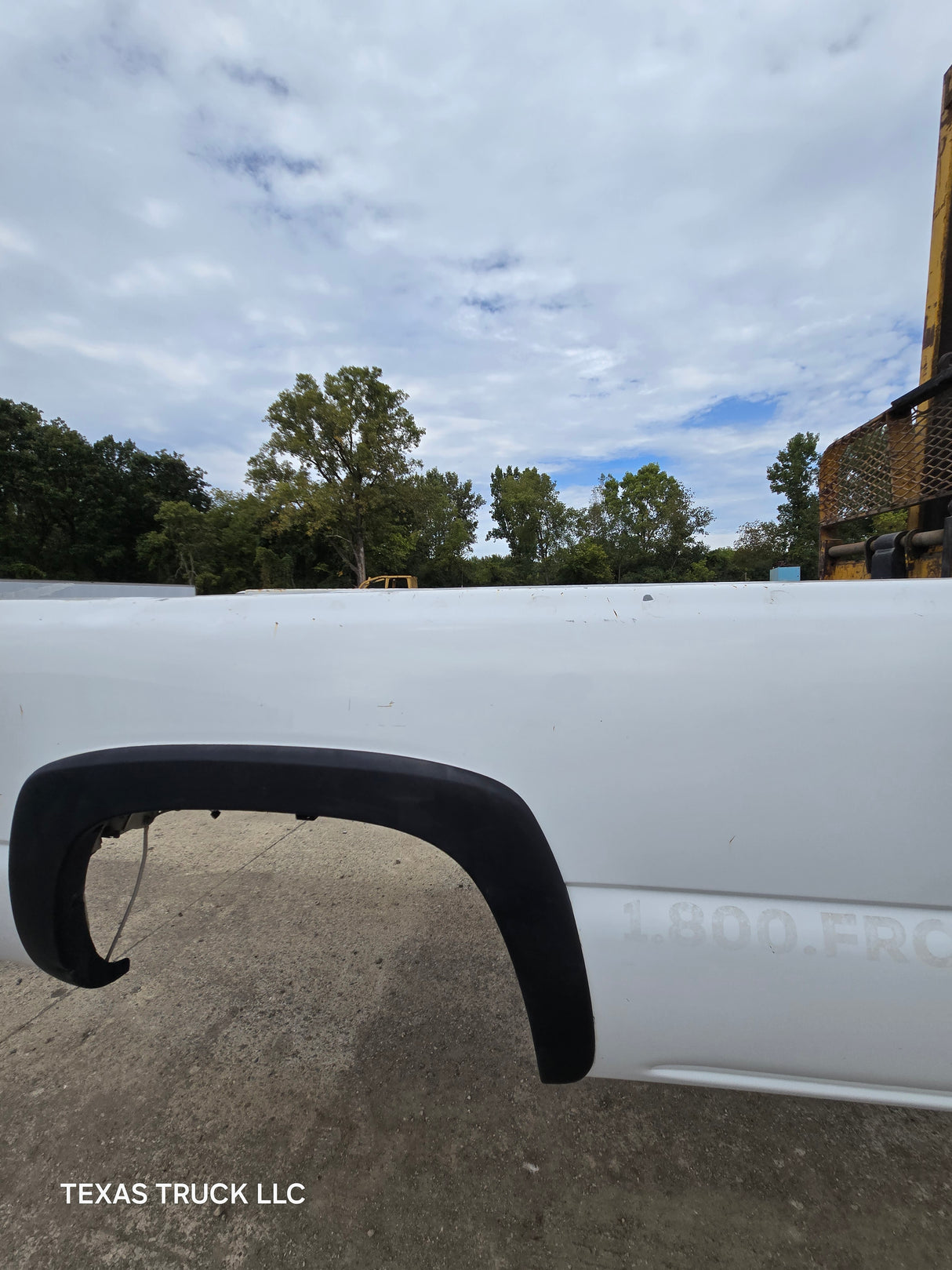 1999-2007 Chevrolet Silverado / GMC Sierra 1500 2500 3500 HD 8' Long Bed Truck Bed - Summit White