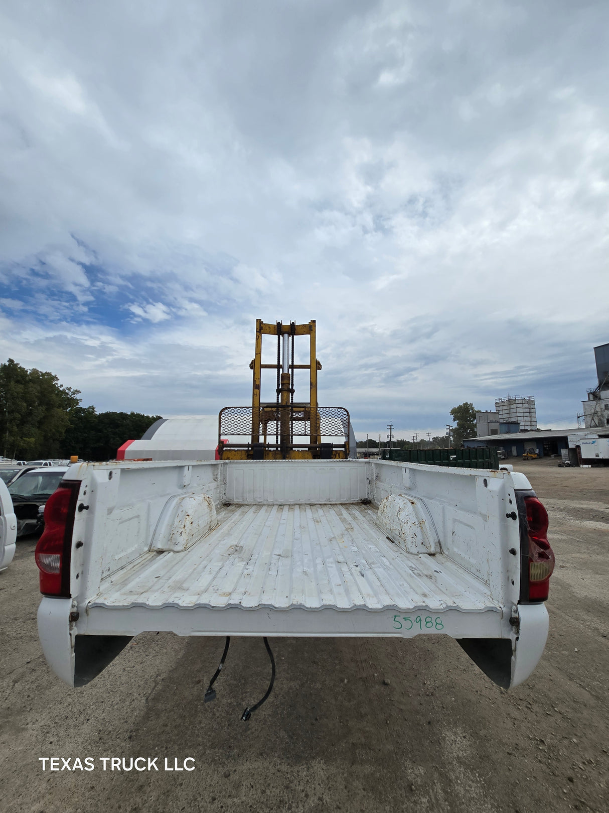 1999-2007 Chevrolet Silverado / GMC Sierra 1500 2500 3500 HD 8' Long Bed Truck Bed - Summit White