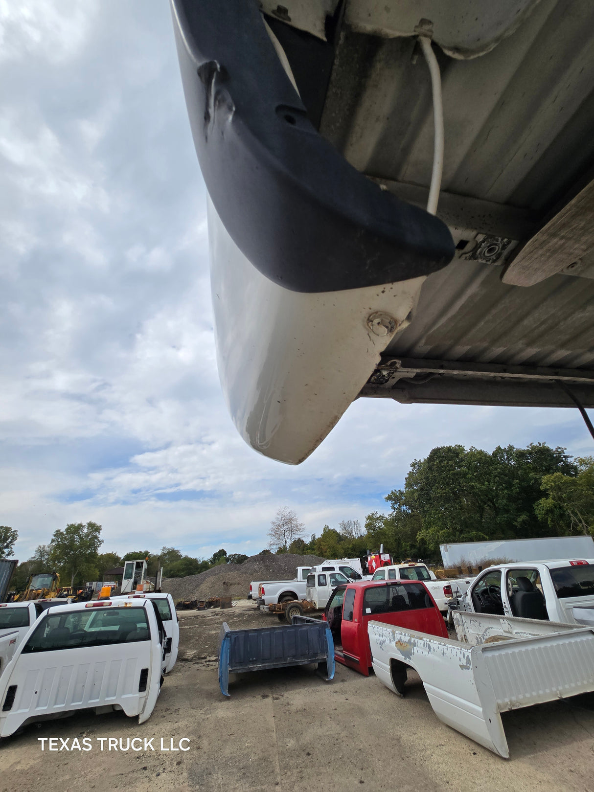1999-2007 Chevrolet Silverado / GMC Sierra 1500 2500 3500 HD 8' Long Bed Truck Bed - Summit White