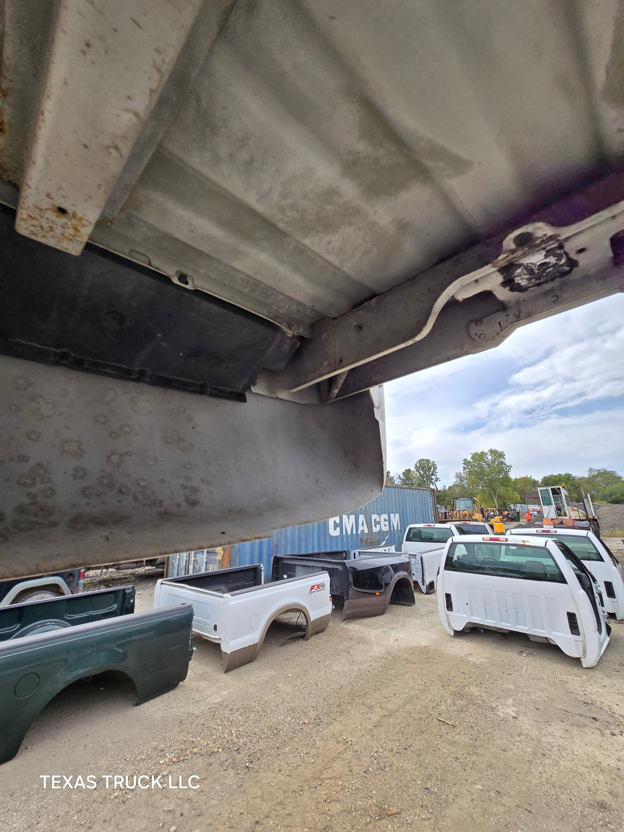 1999-2007 Chevrolet Silverado / GMC Sierra 1500 2500 3500 HD 8' Long Bed Truck Bed - Summit White
