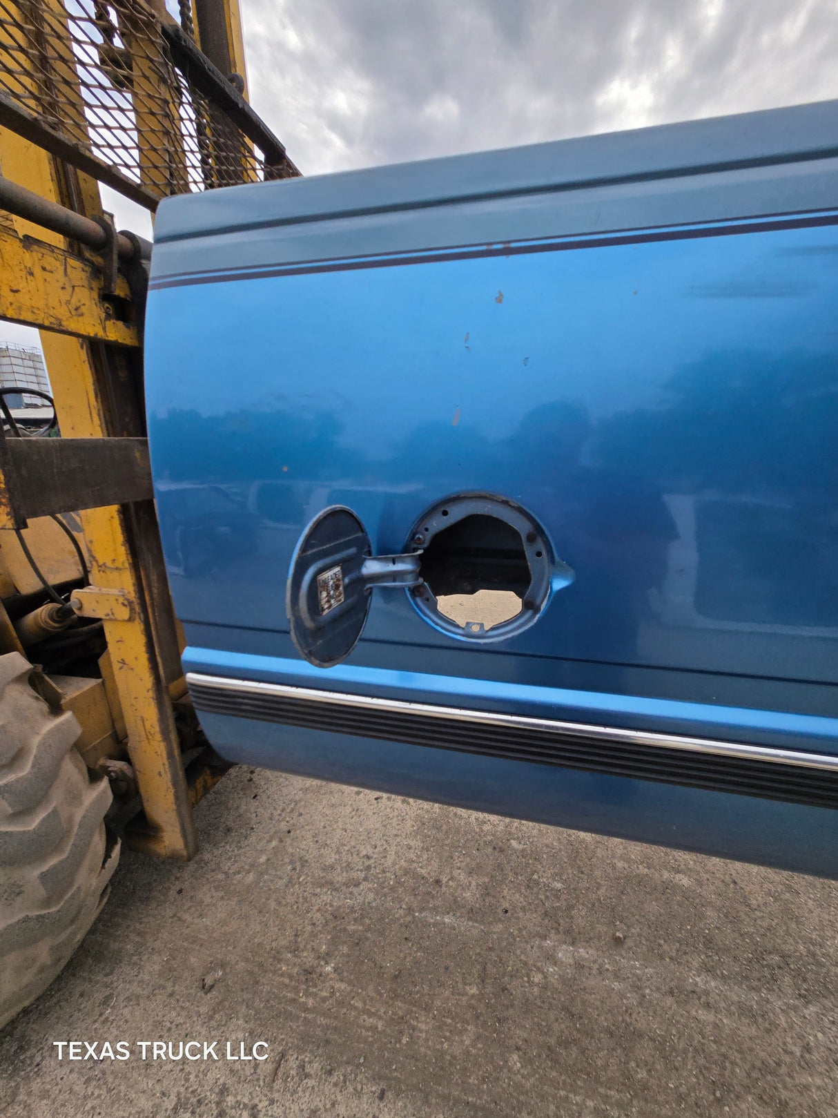 1988-1998 Chevrolet Silverado / GMC Sierra 1500 2500 3500 OBS 8' Long Truck Bed - Blue