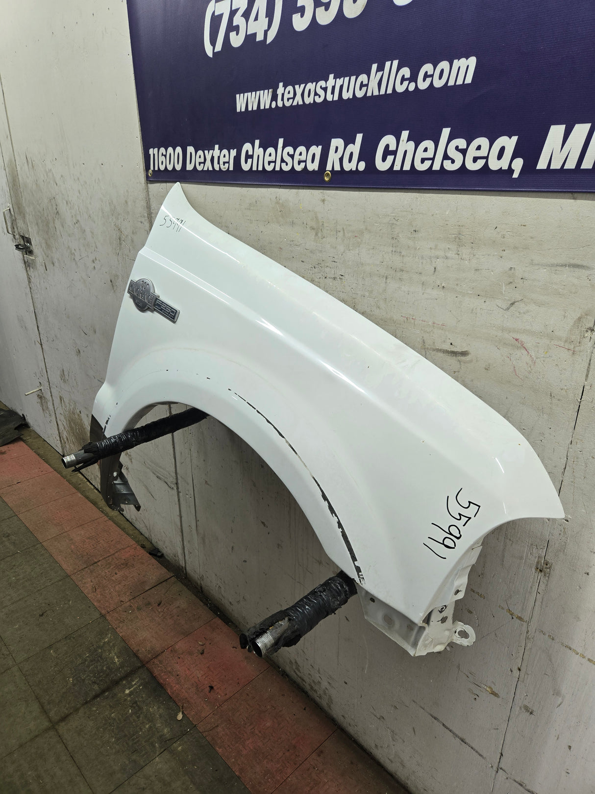 1999-2007 Ford Super Duty RH Passenger Side Front Fender F250 F350 F450 F550 Excursion