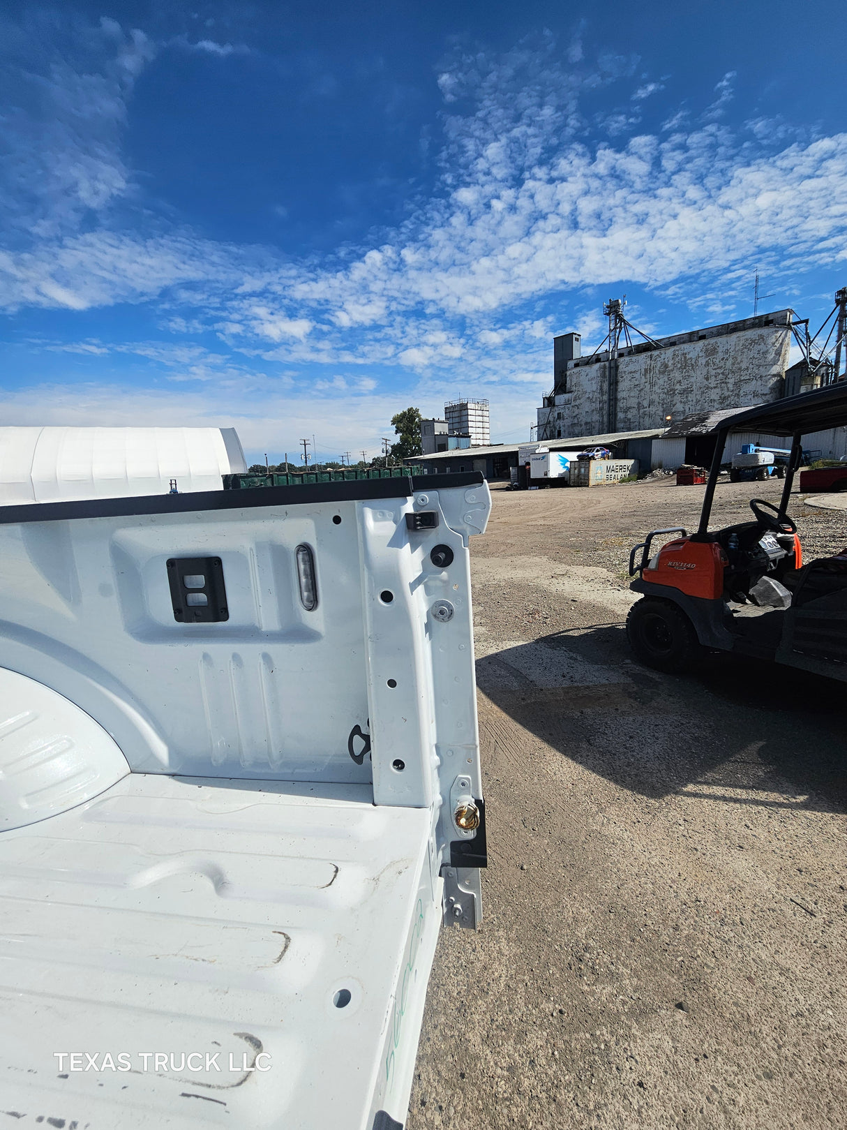 2023-2025 Ford F250 F350 Super Duty 6' 9" Short Truck Bed - Oxford White