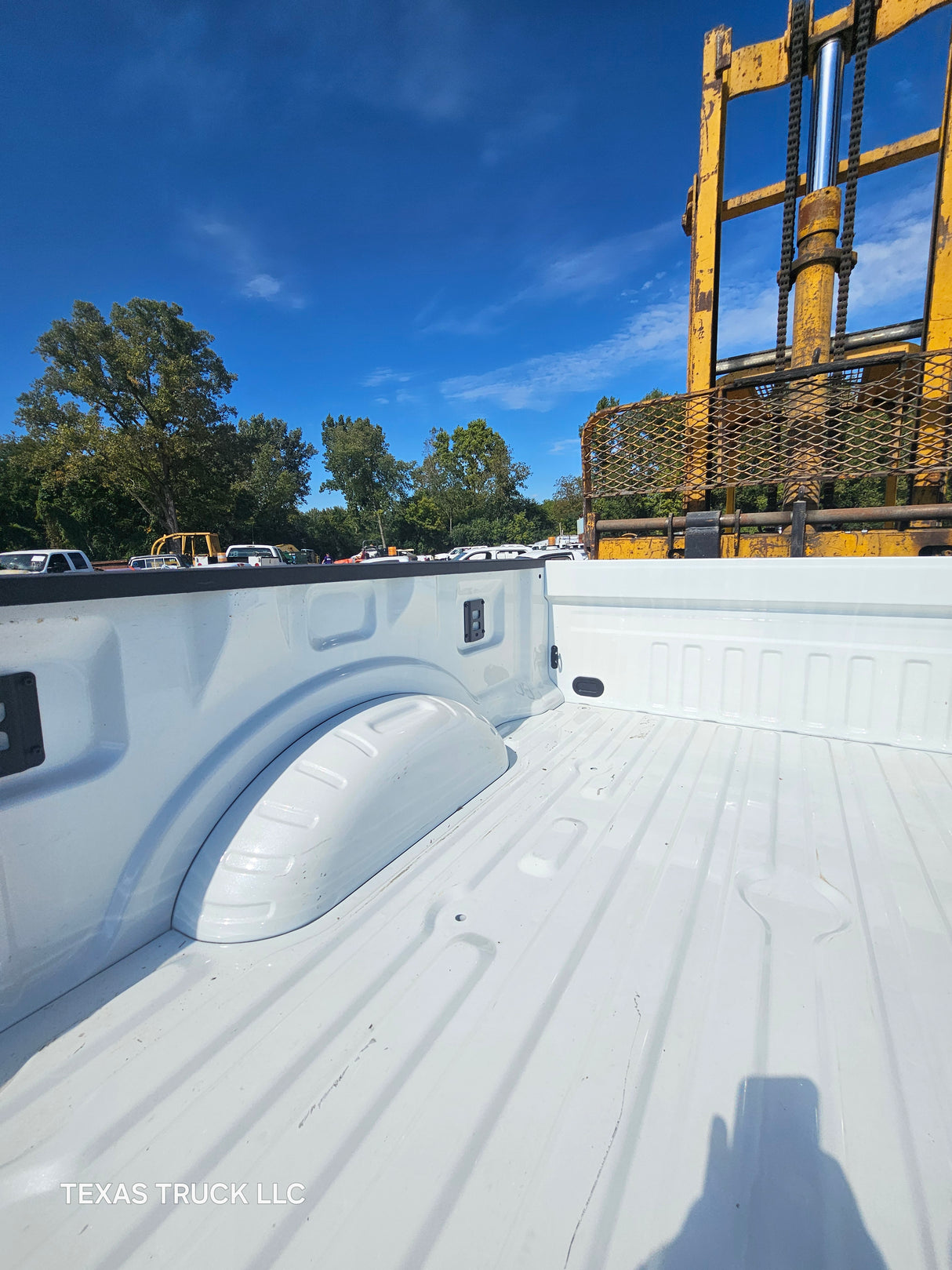 2023-2025 Ford F250 F350 Super Duty 6' 9" Short Truck Bed - Oxford White