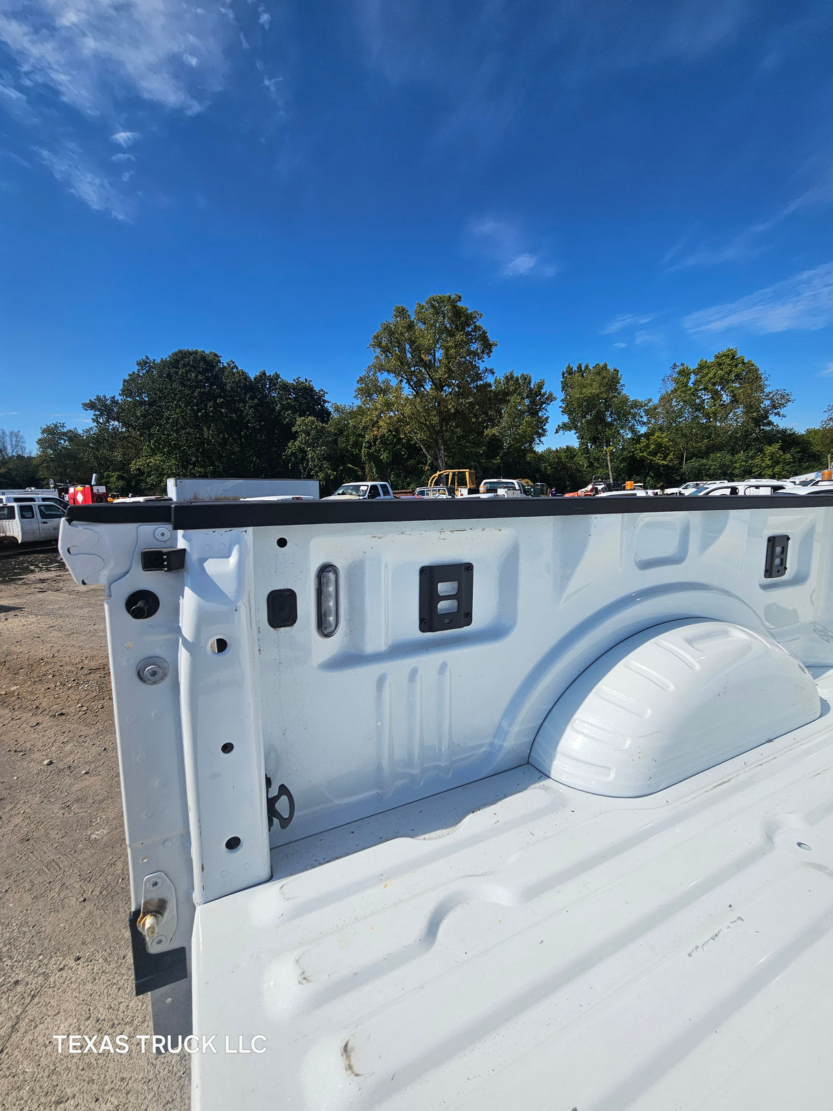 2023-2025 Ford F250 F350 Super Duty 6' 9" Short Truck Bed - Oxford White