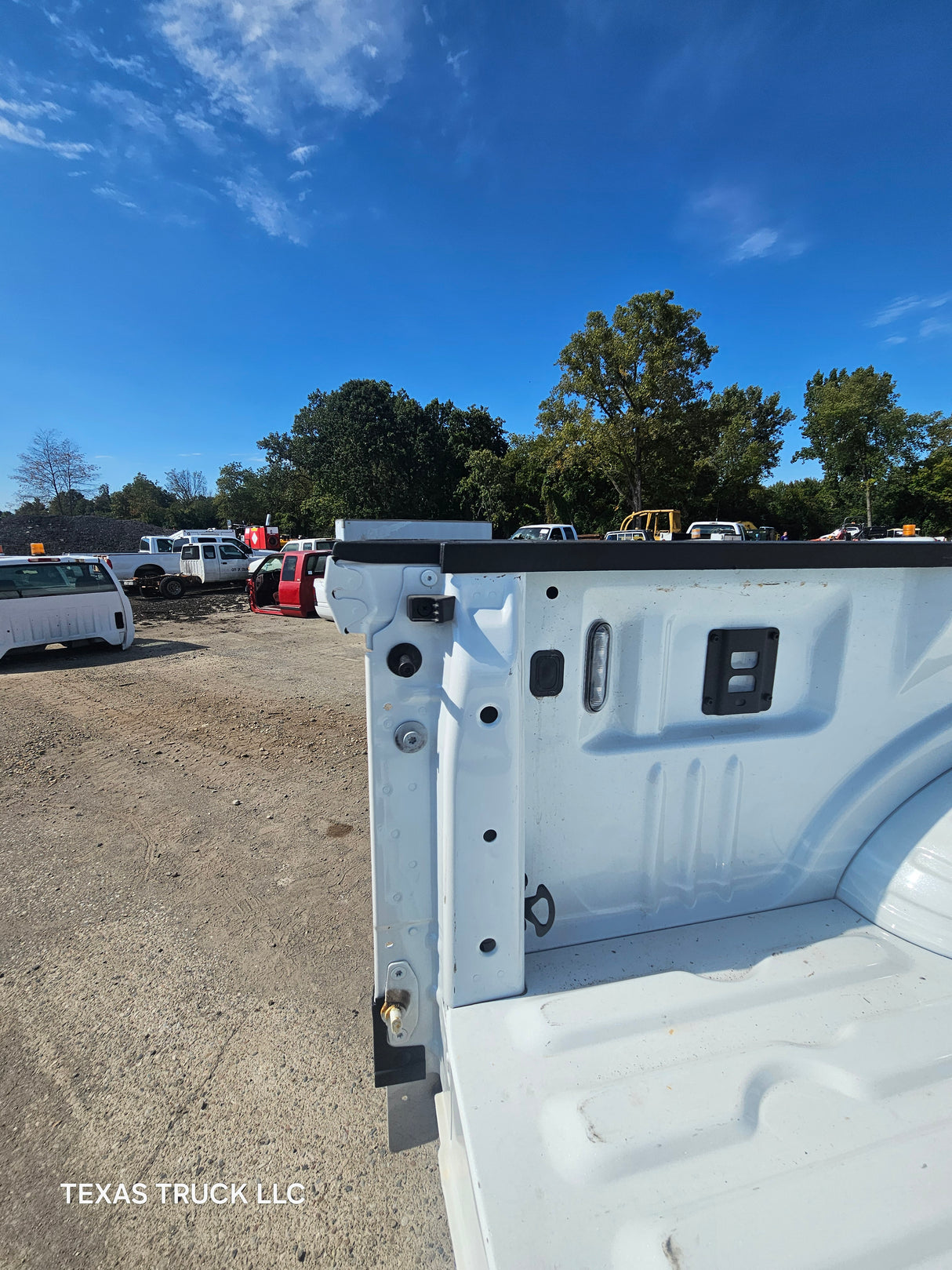 2023-2025 Ford F250 F350 Super Duty 6' 9" Short Truck Bed - Oxford White