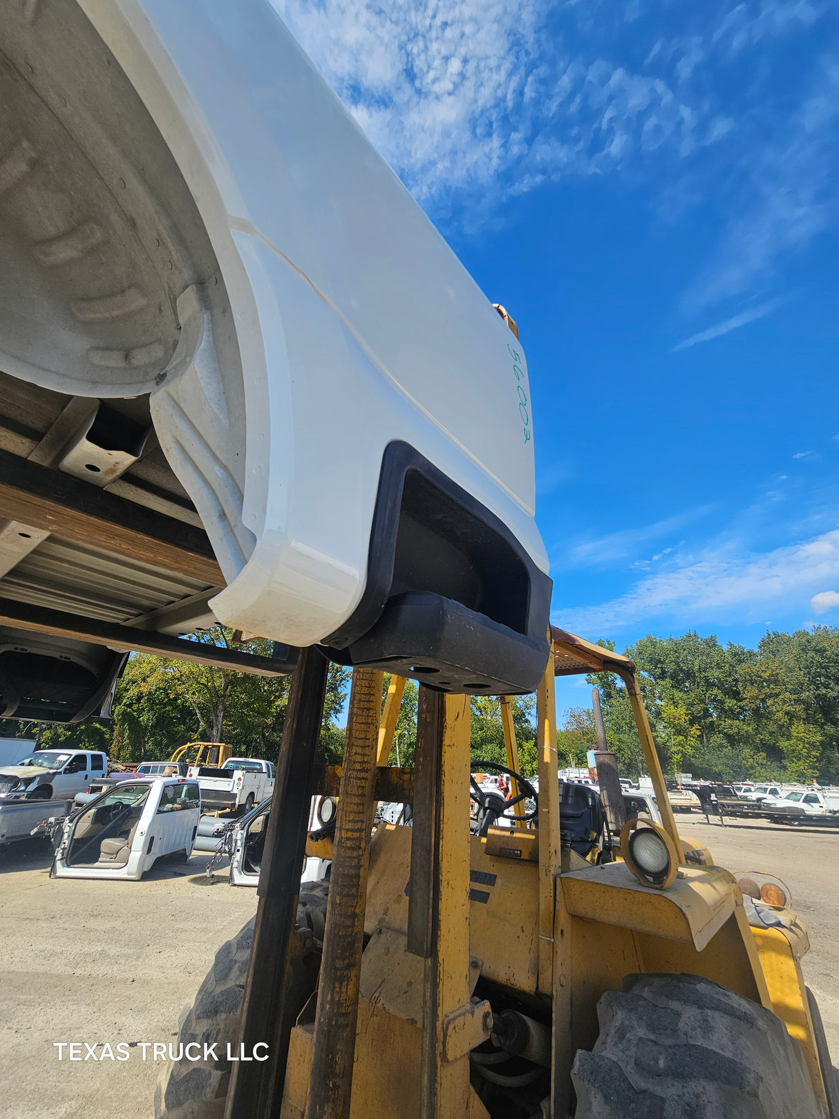 2023-2025 Ford F250 F350 Super Duty 6' 9" Short Truck Bed - Oxford White