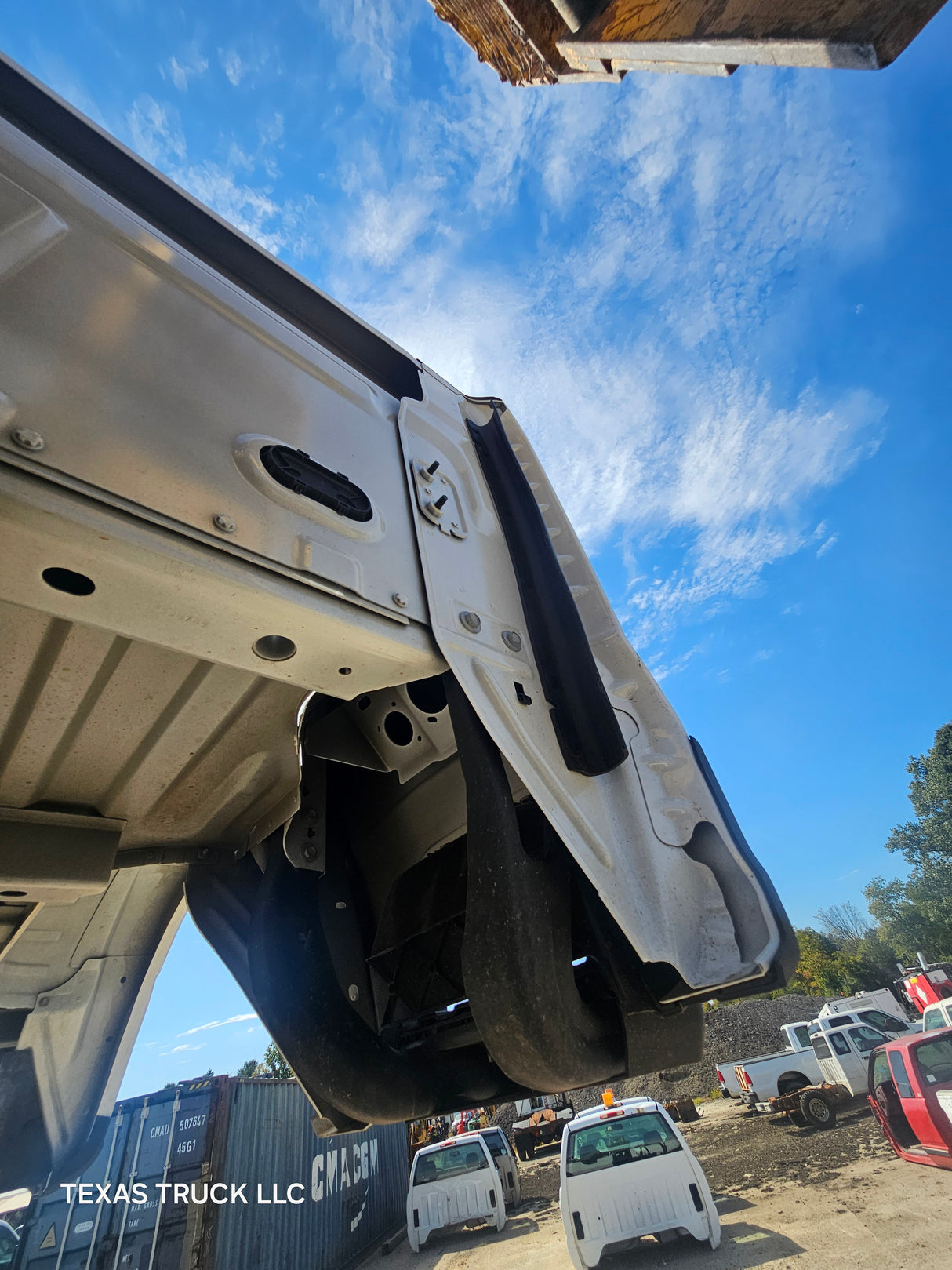 2023-2025 Ford F250 F350 Super Duty 6' 9" Short Truck Bed - Oxford White