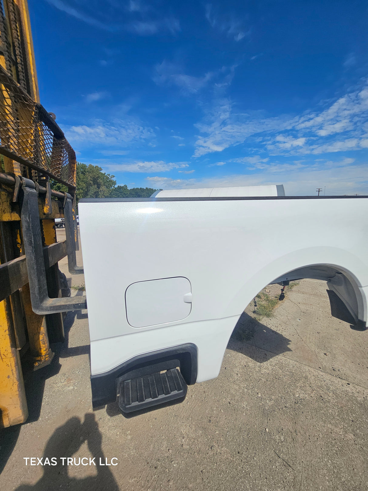 2023-2025 Ford F250 F350 Super Duty 6' 9" Short Truck Bed - Oxford White