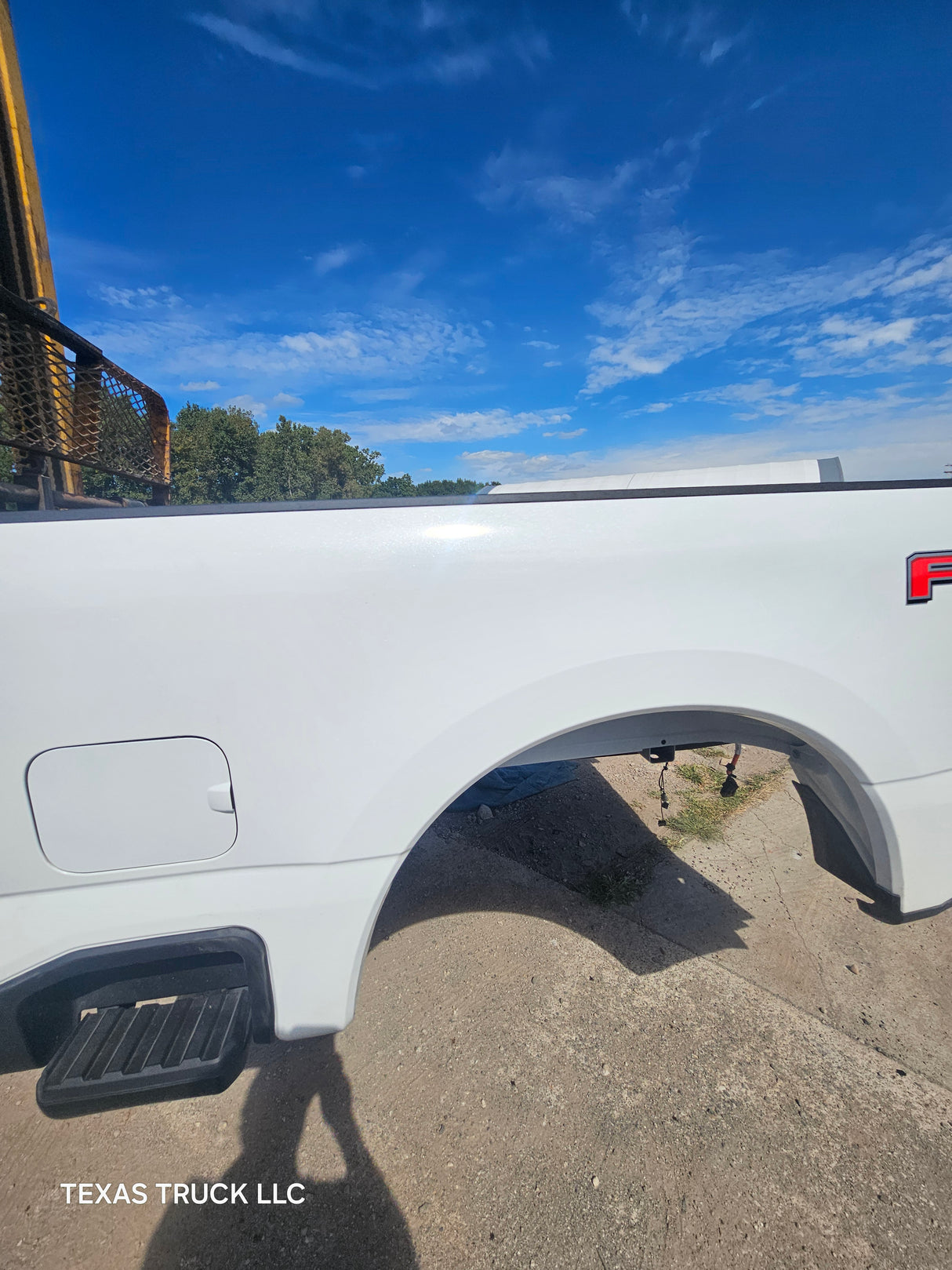 2023-2025 Ford F250 F350 Super Duty 6' 9" Short Truck Bed - Oxford White