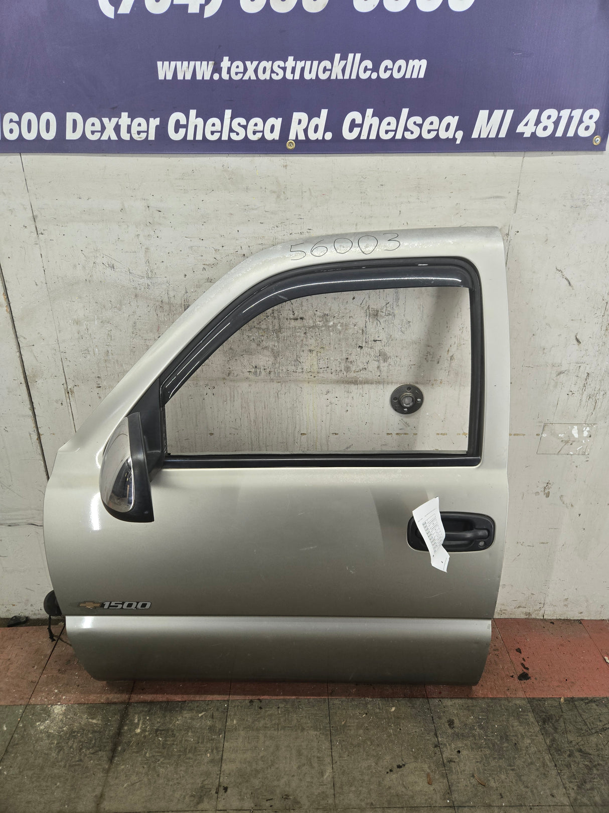 1999-2006 Chevrolet Silverado / GMC Sierra 1500 2500 3500 HD Driver Side Front Door LH - Pewter Metallic
