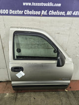 1999-2006 Chevrolet Silverado / GMC Sierra 1500 2500 3500 HD Front Passenger side Door RH - Pewter Metallic