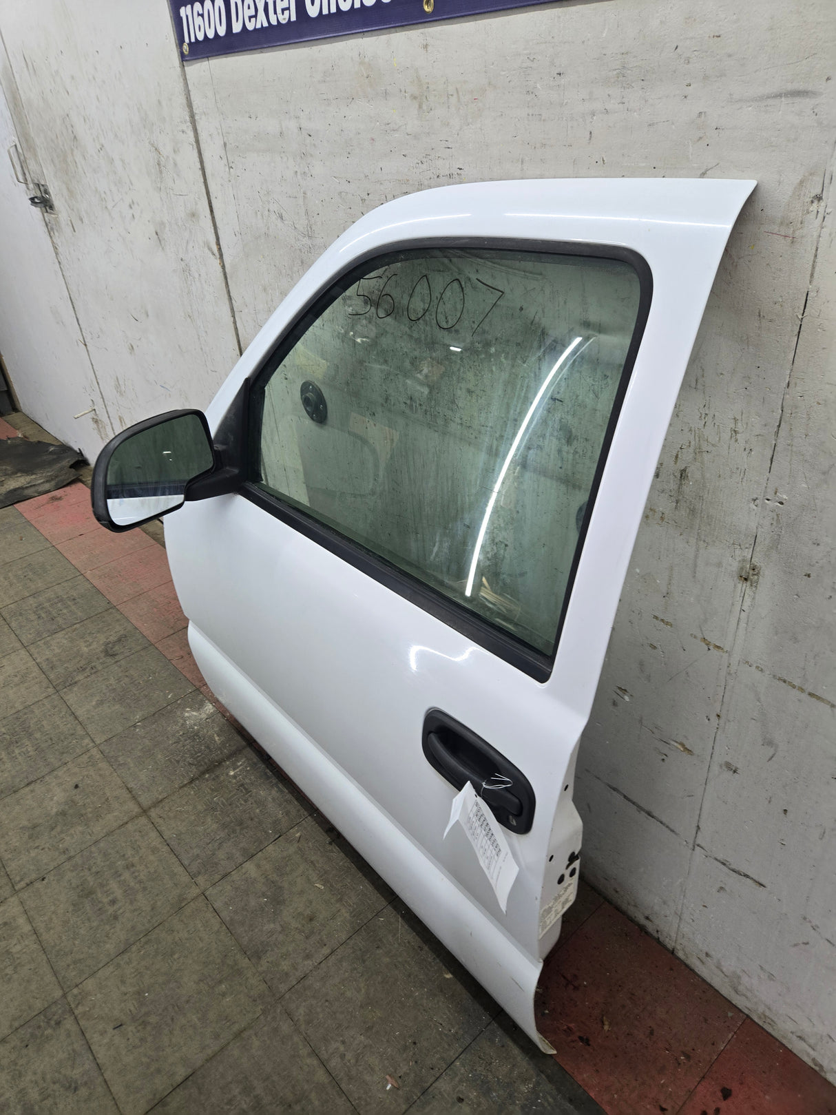 1999-2006 Chevrolet Silverado / GMC Sierra 1500 2500 3500 HD Driver Side Front Door LH - Summit White