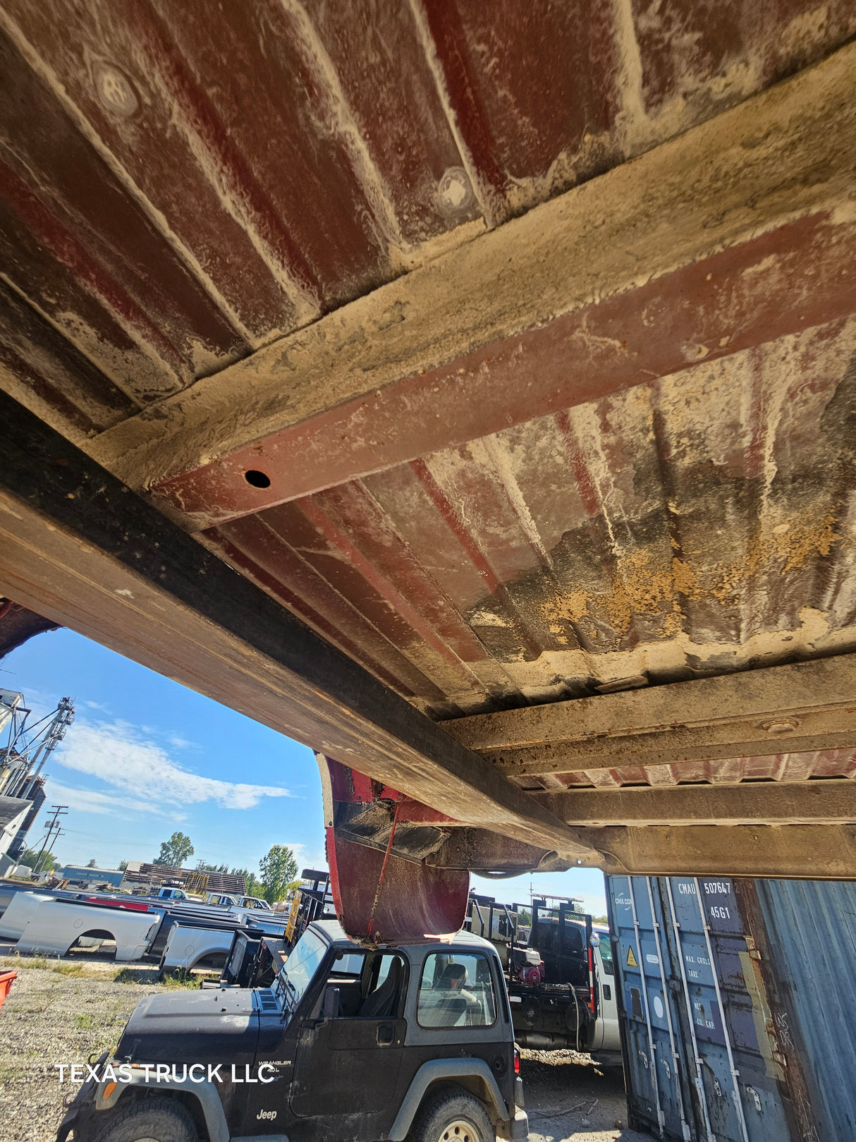 1988-1998 Chevrolet / GMC 1500 2500 3500 OBS 6' 6" Short Truck Bed - Red