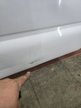 1999-2006 Chevrolet Silverado / GMC Sierra 1500 2500 3500 HD Front Passenger side Door RH - Summit White